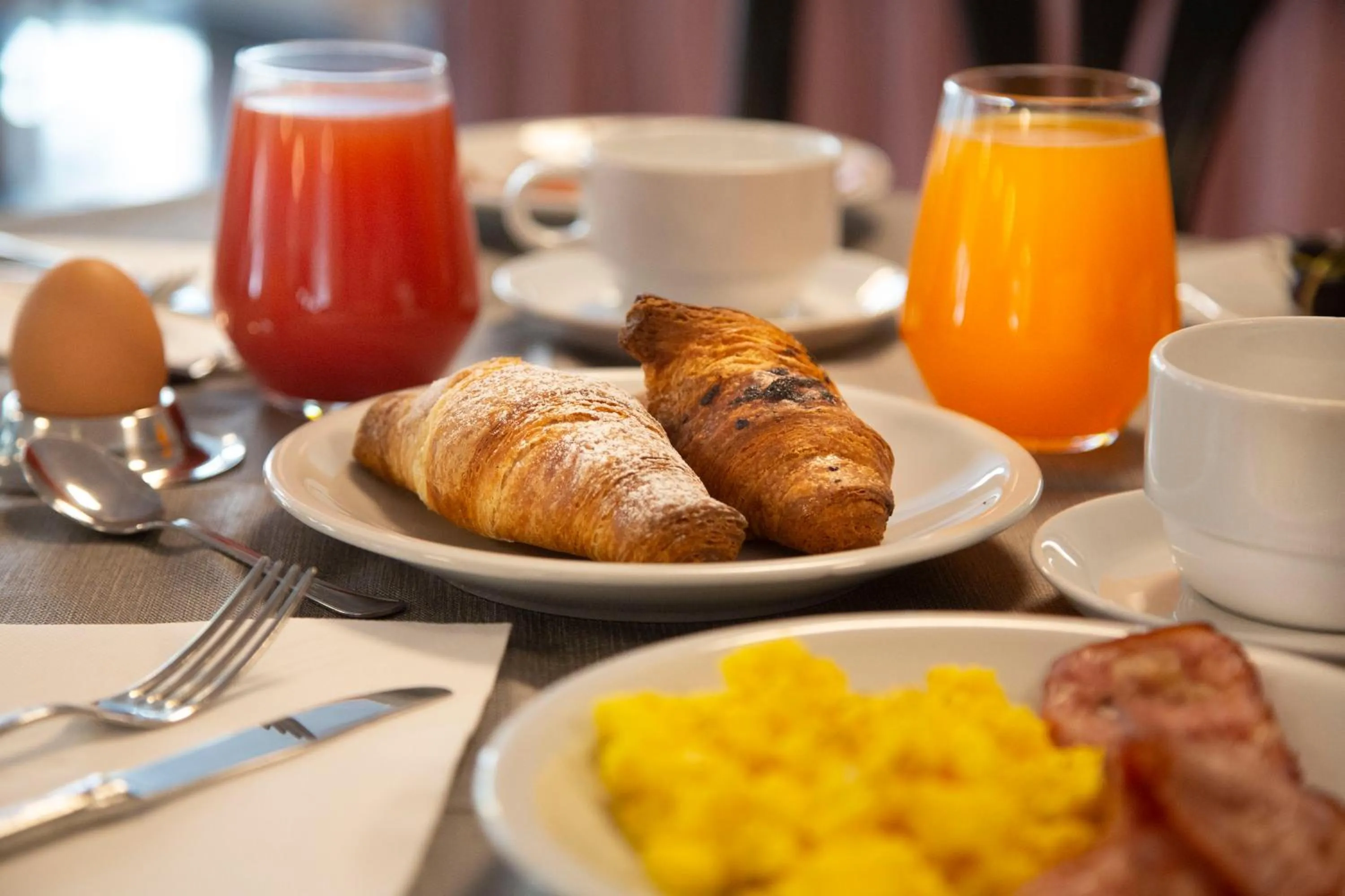 Restaurant/places to eat in SunLake Hotel