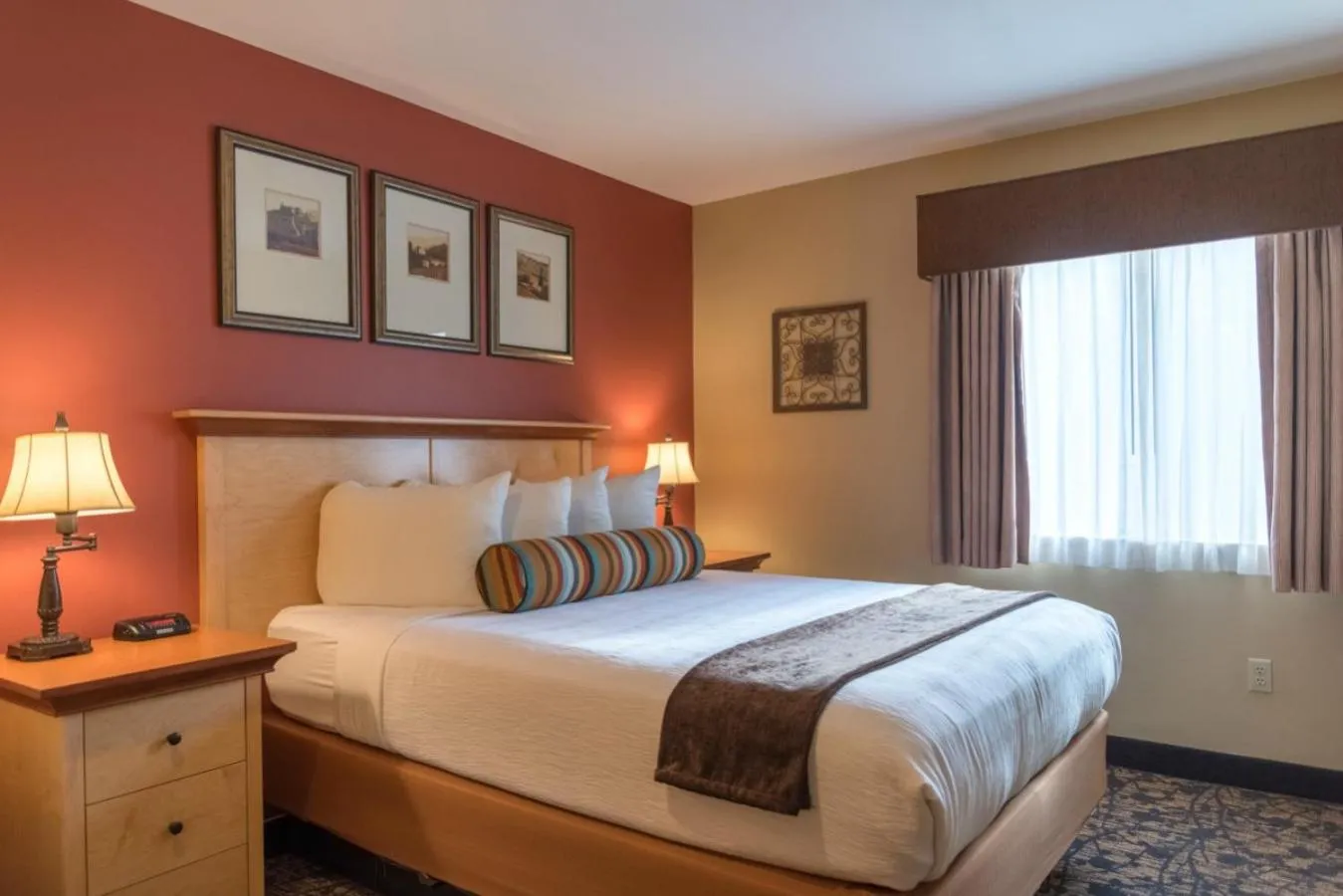 Bed in Whispering Woods Resort