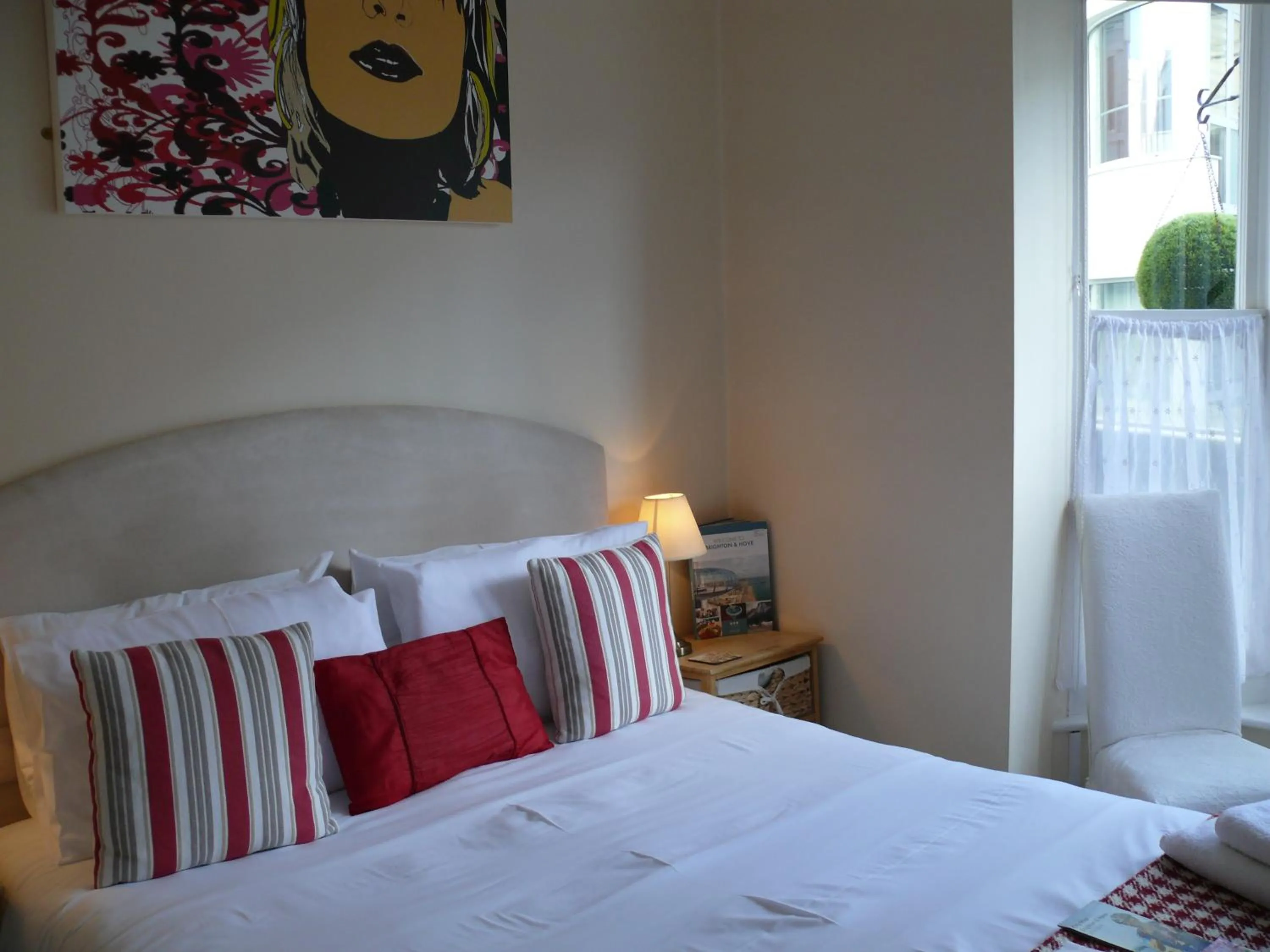 Bed in Bow Street Runner