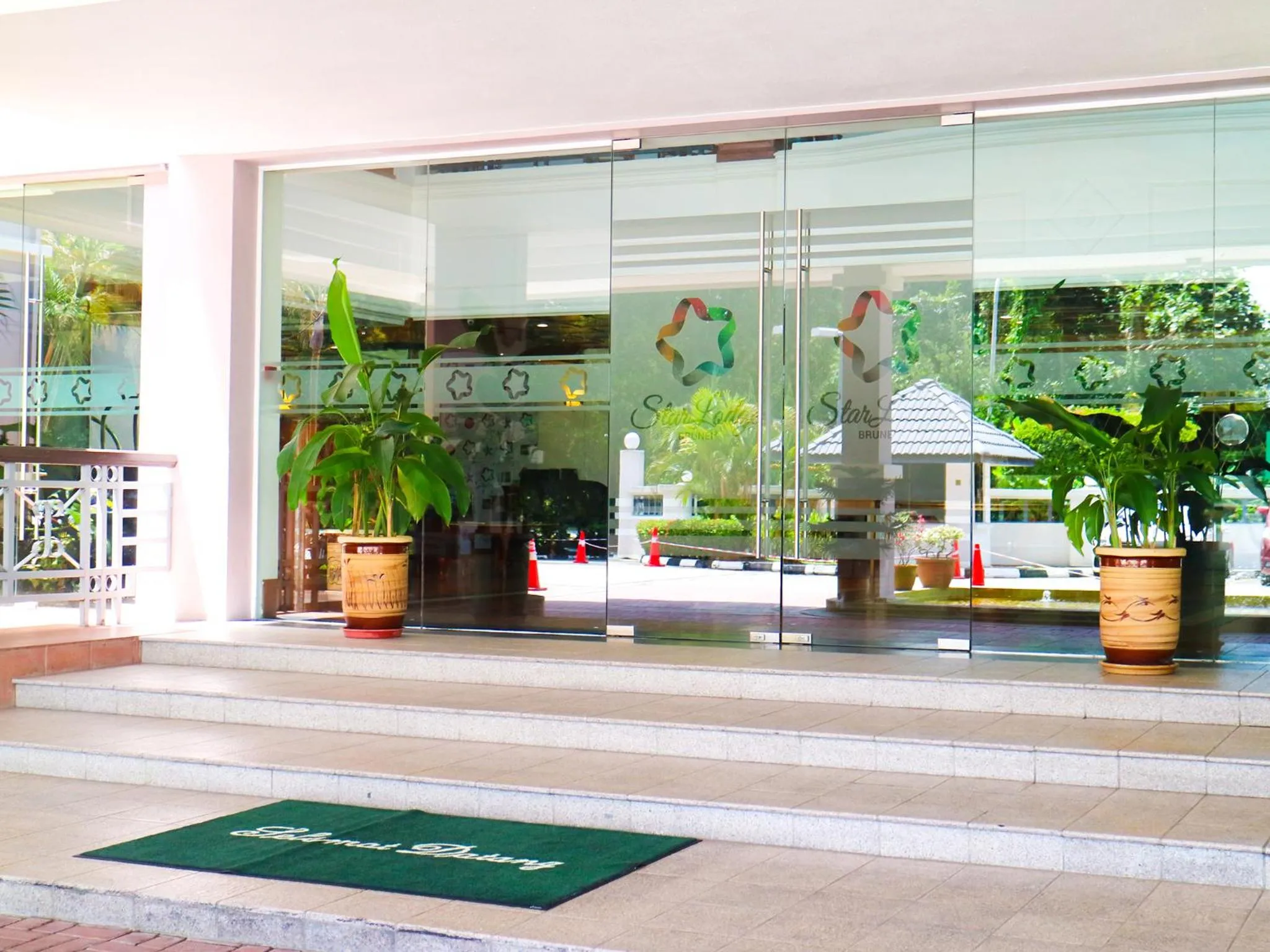 Facade/entrance in StarLodge