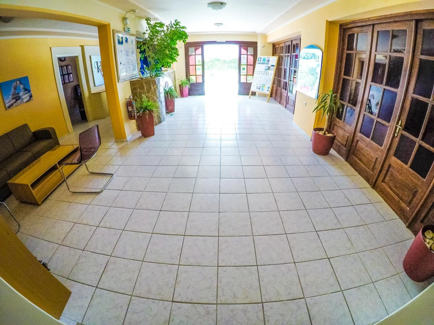 Library in Vanessa Hotel