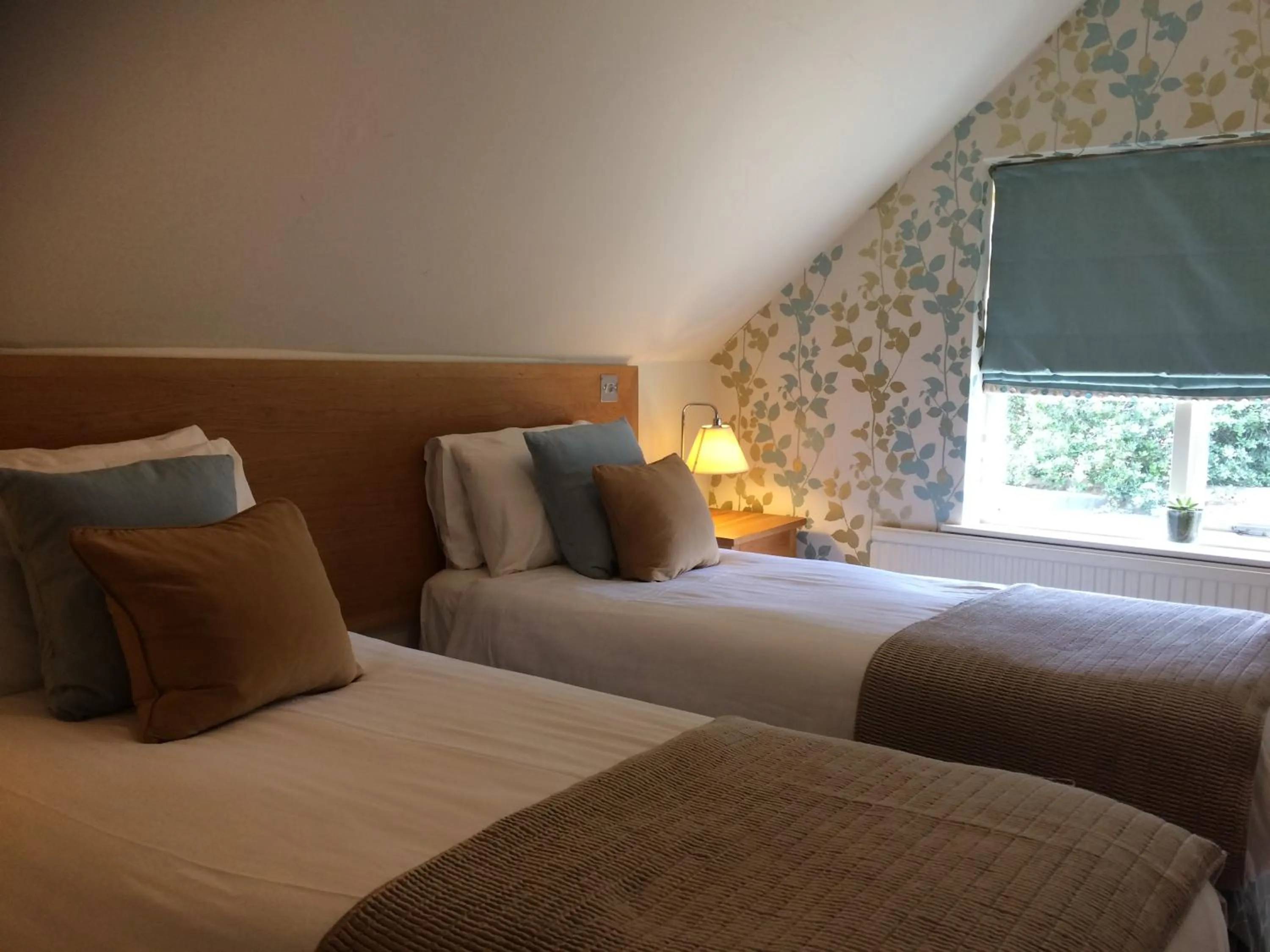 Photo of the whole room, Bed in The Marquess of Exeter