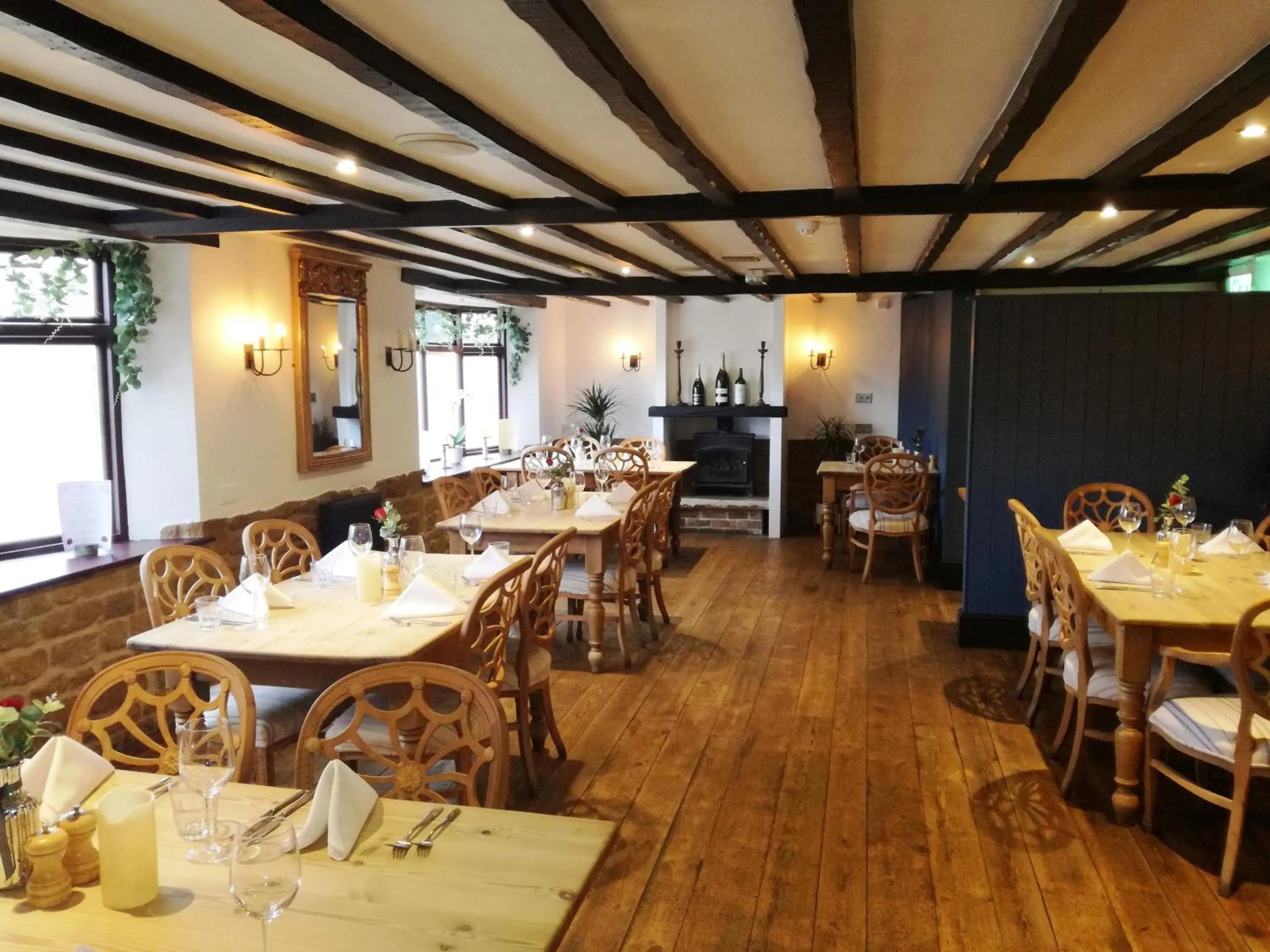 Restaurant/places to eat in The Marquess of Exeter