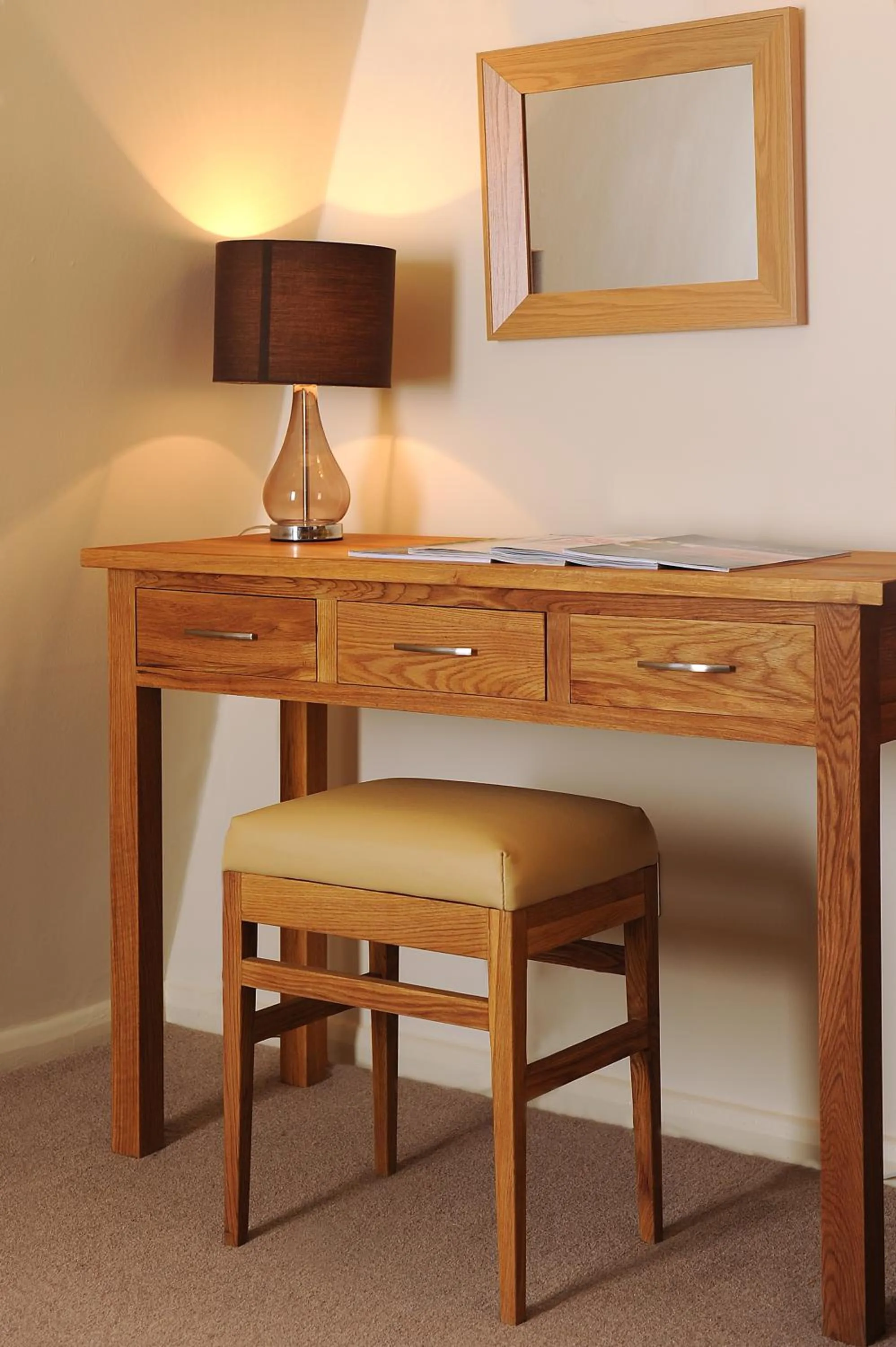 hair dresser in The Marquess of Exeter