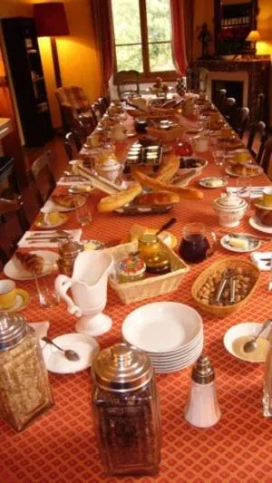 Food and drinks in Domaine Grand Guilhem