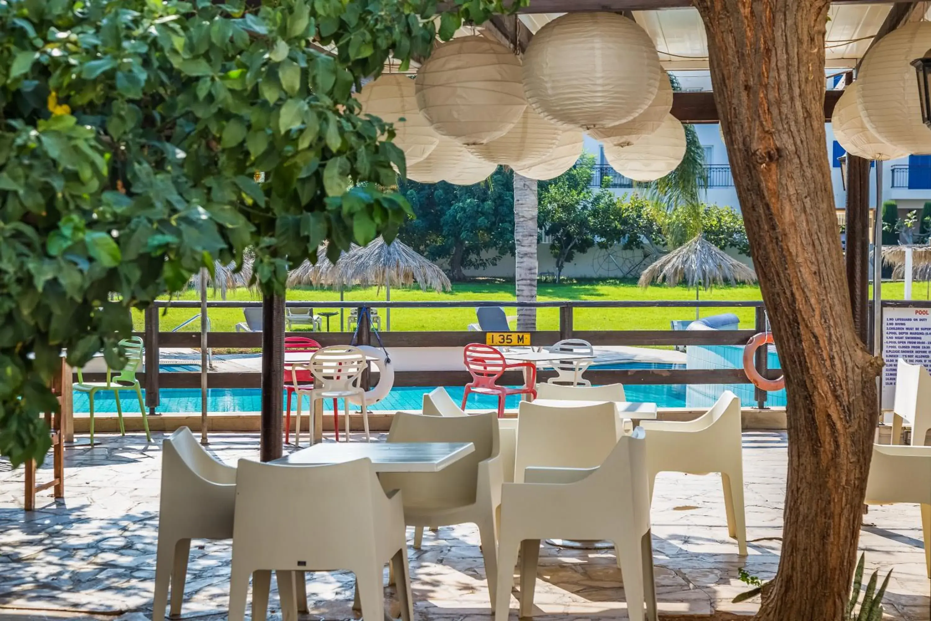 Lounge or bar in Captain Karas Holidays Apartments Lounge or bar in Captain Karas Holidays Apartments