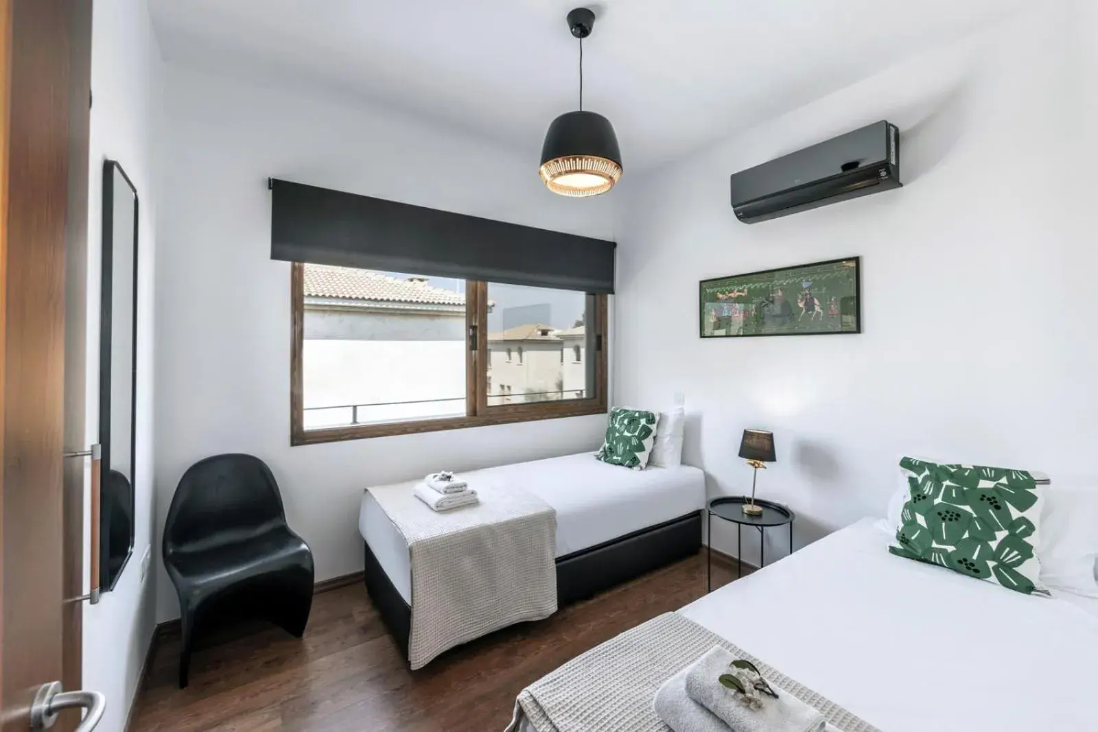 Bed in Captain Karas Holidays Apartments Bed in Captain Karas Holidays Apartments