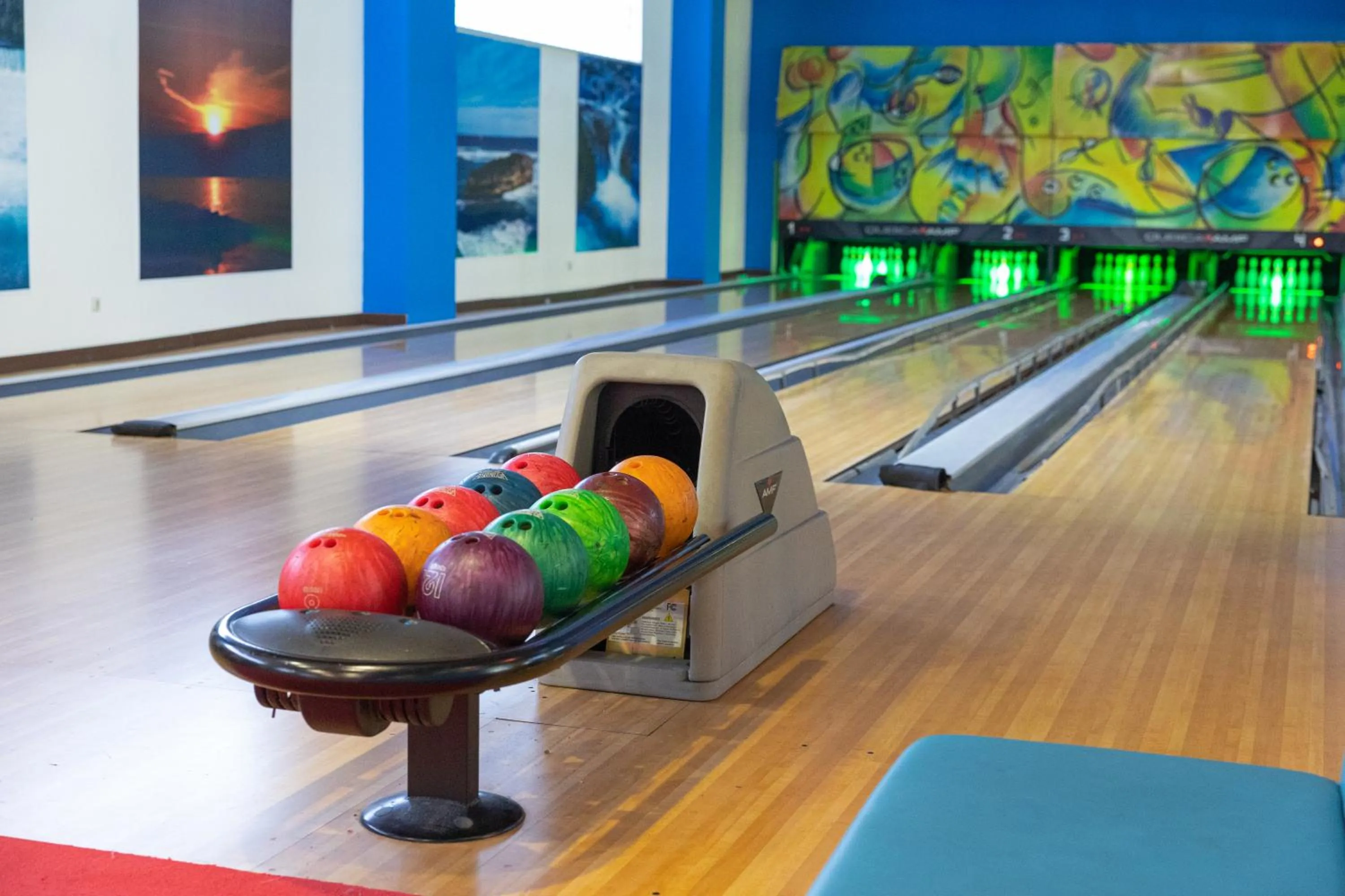 Bowling in Sueno Hotels Beach Side