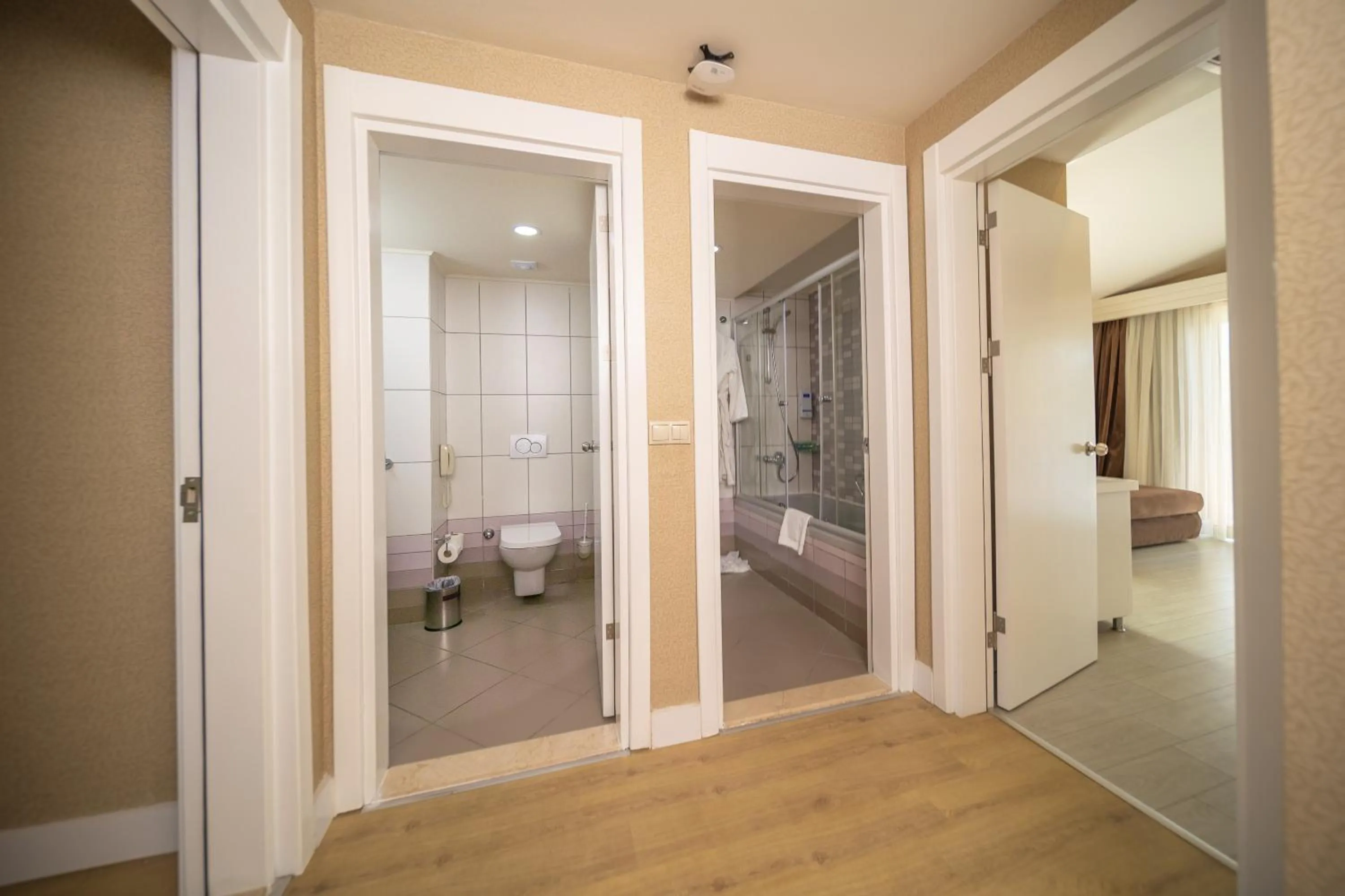 Bathroom in Sueno Hotels Beach Side
