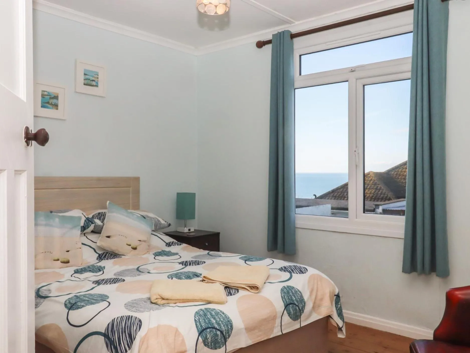 Property building, Bed in Highdown