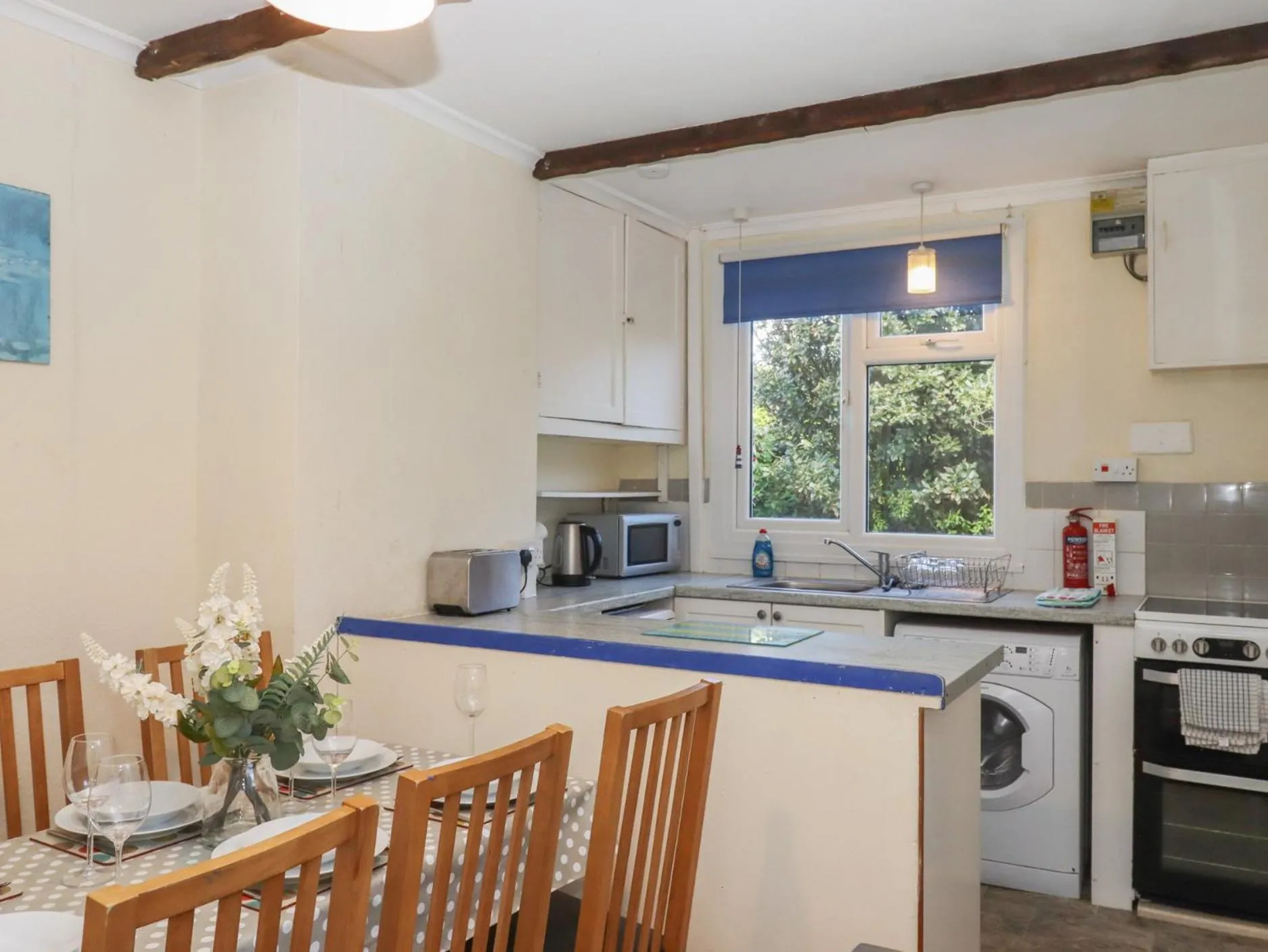 Property building in Highdown