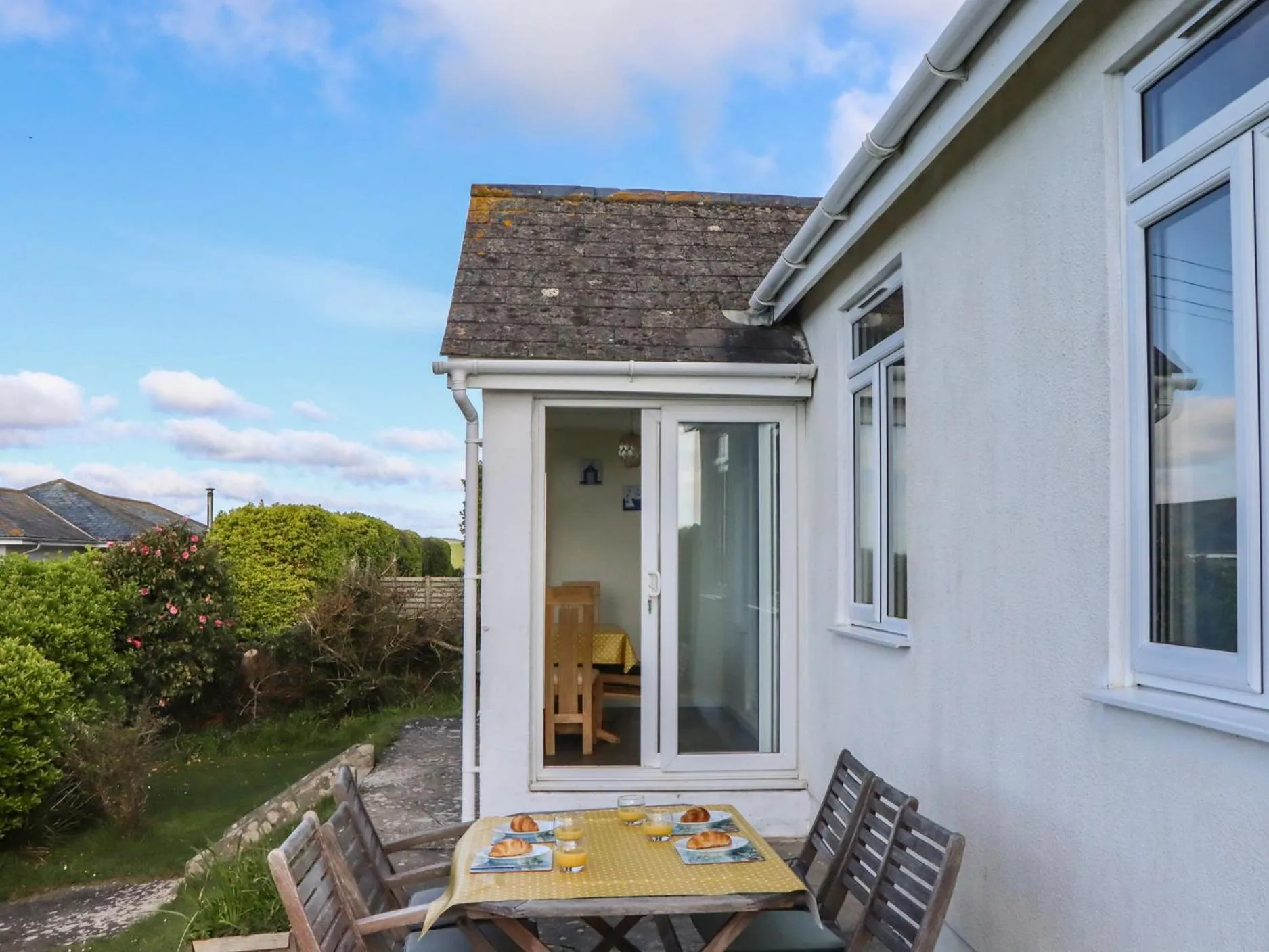 Property building in Highdown