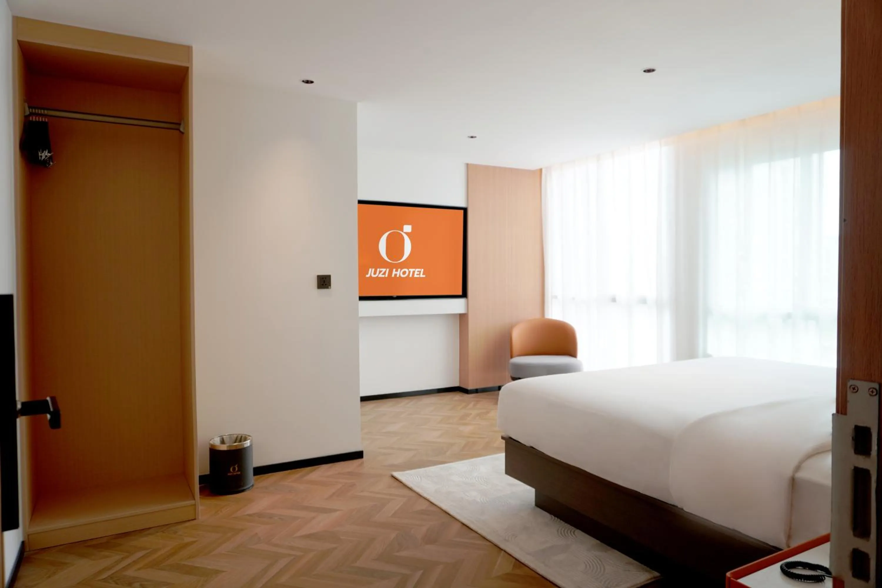 Bed in Spb Paradise Hotel