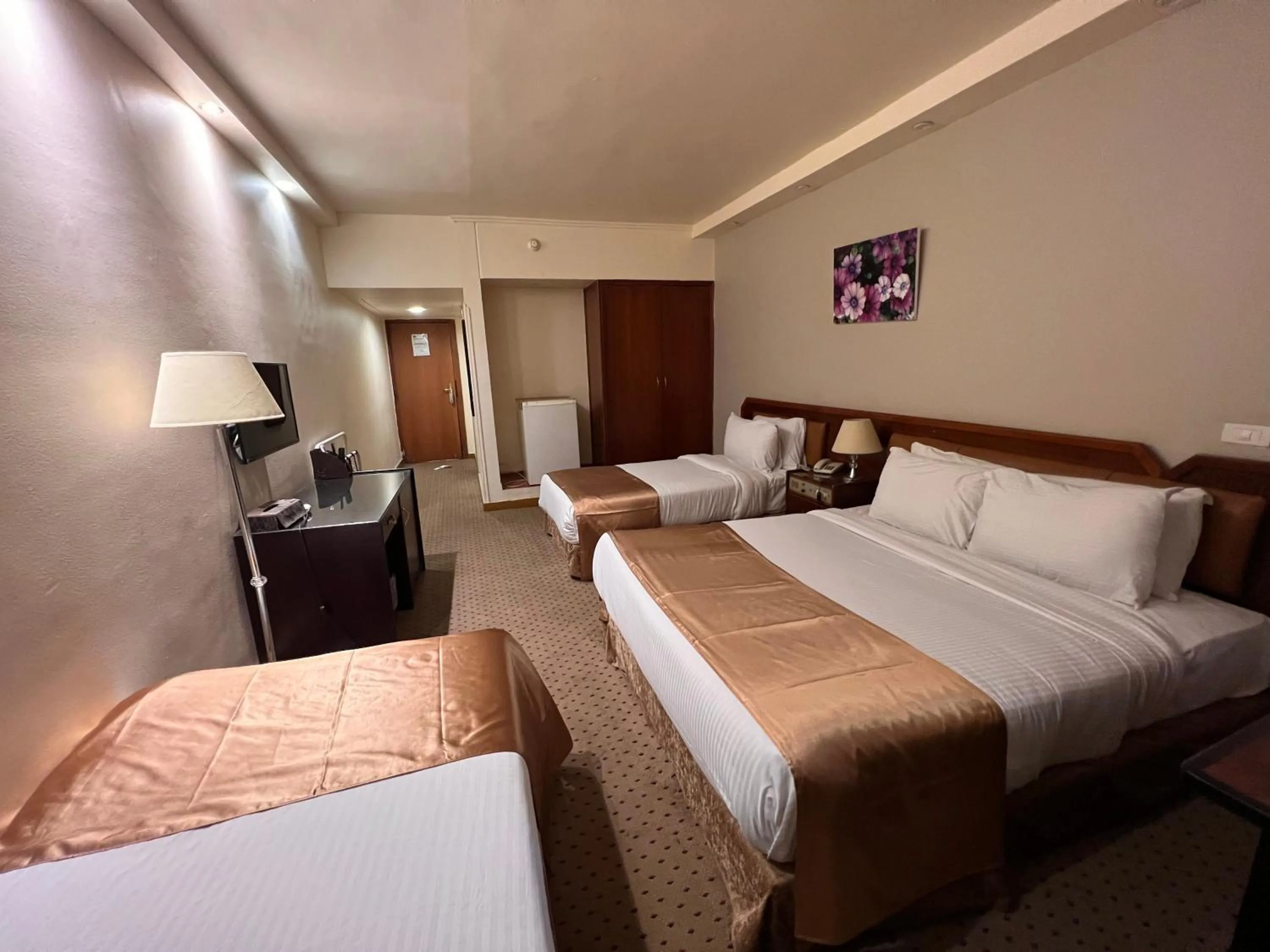 Bed in Santana Hotel Cairo