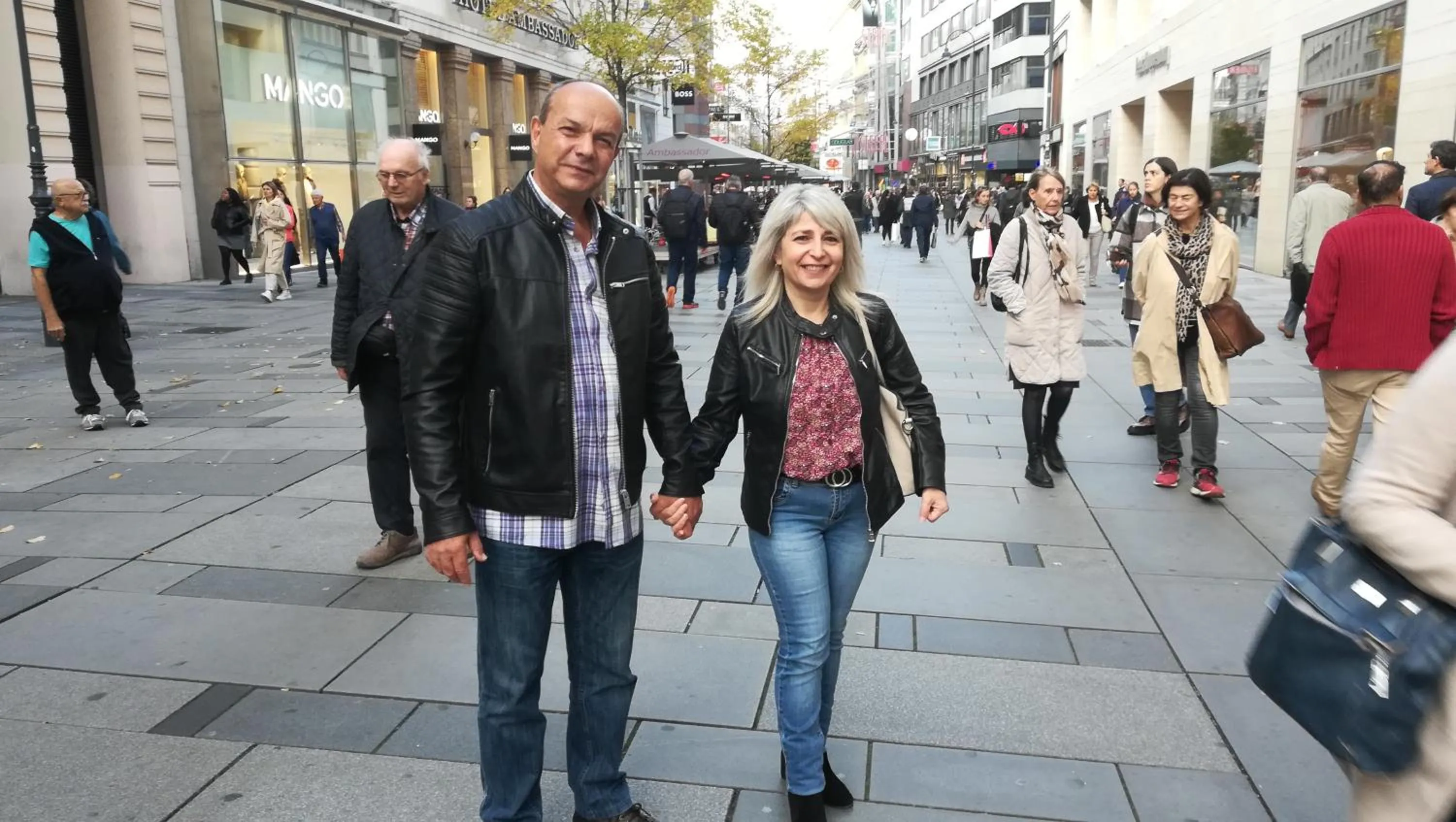 Family in Kontaratos Studios & Apartments