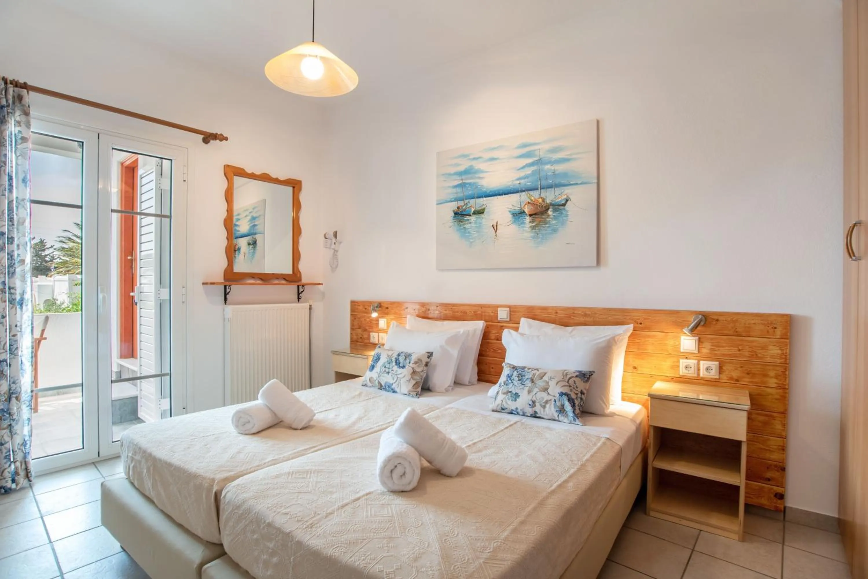 Bedroom, Bed in Kontaratos Studios & Apartments