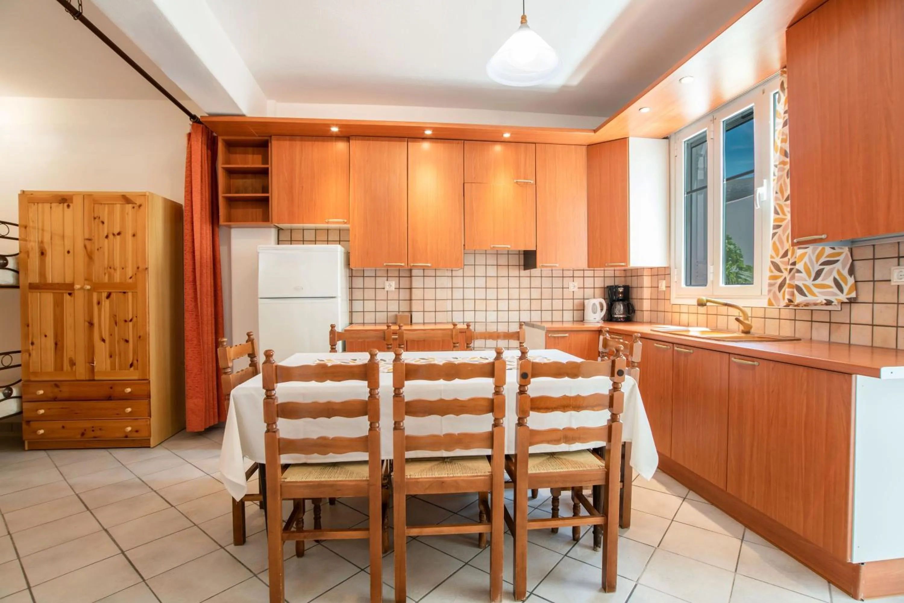 Coffee/tea facilities in Kontaratos Studios & Apartments