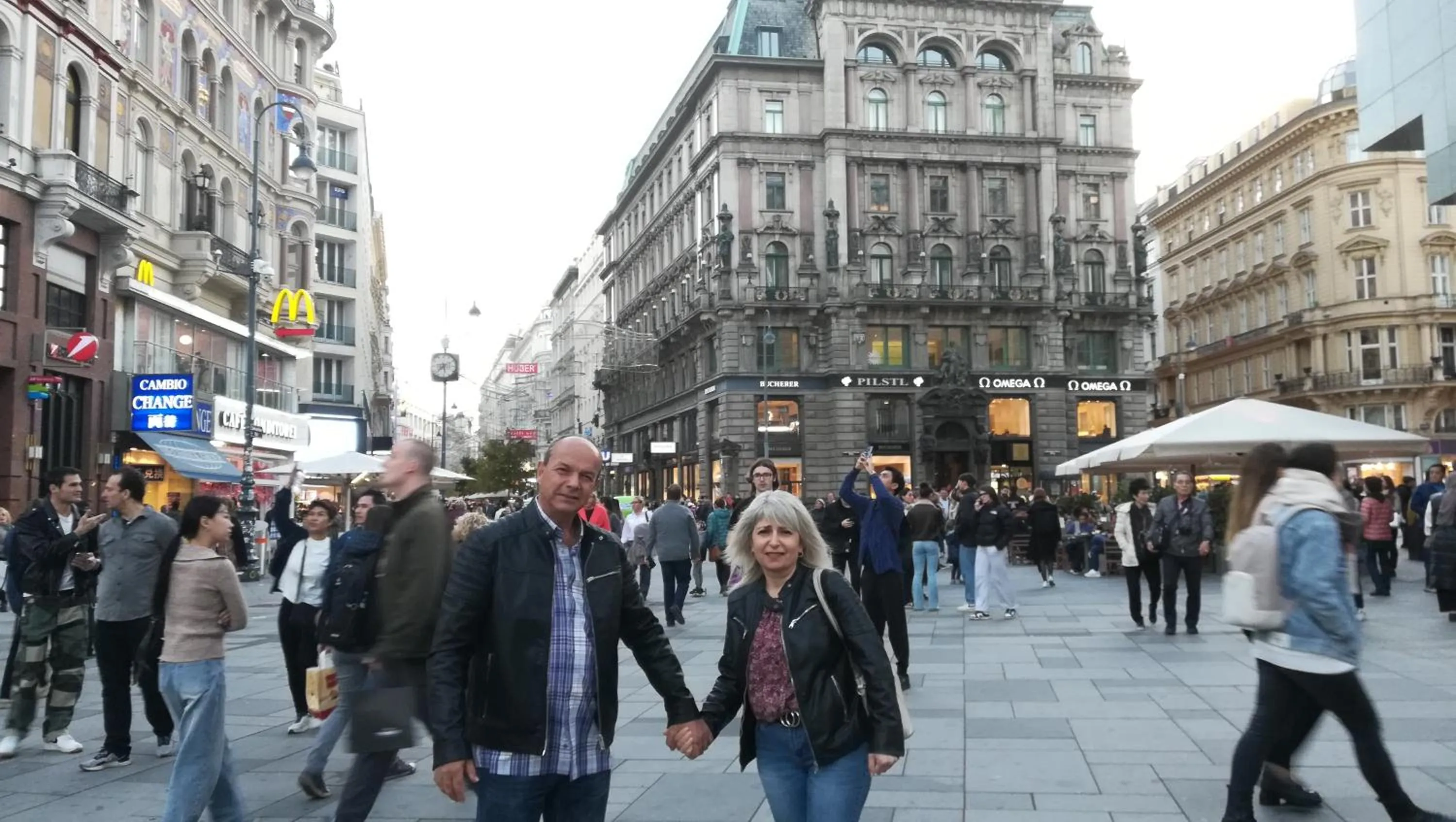 Family in Kontaratos Studios & Apartments