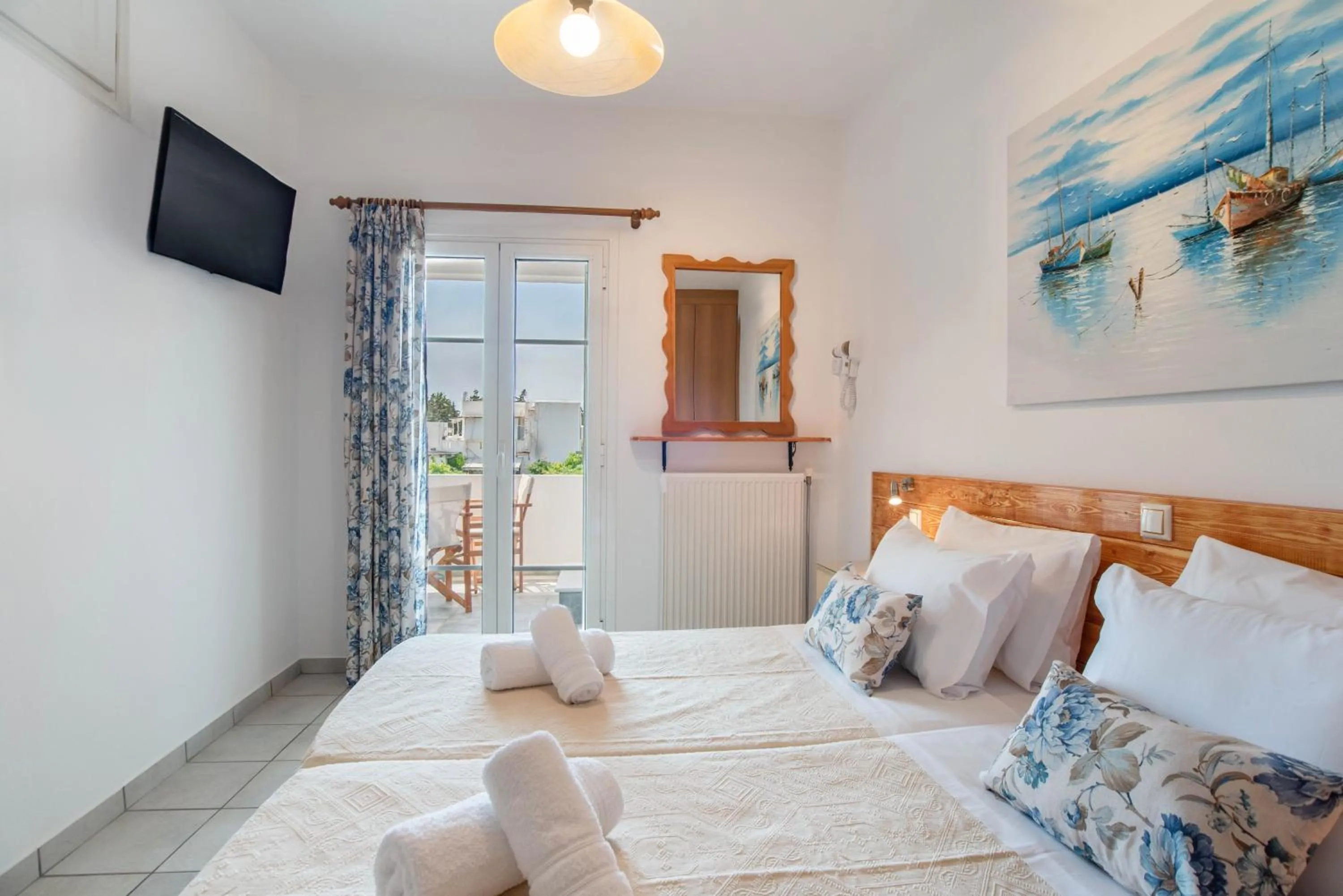 Bedroom, Bed in Kontaratos Studios & Apartments