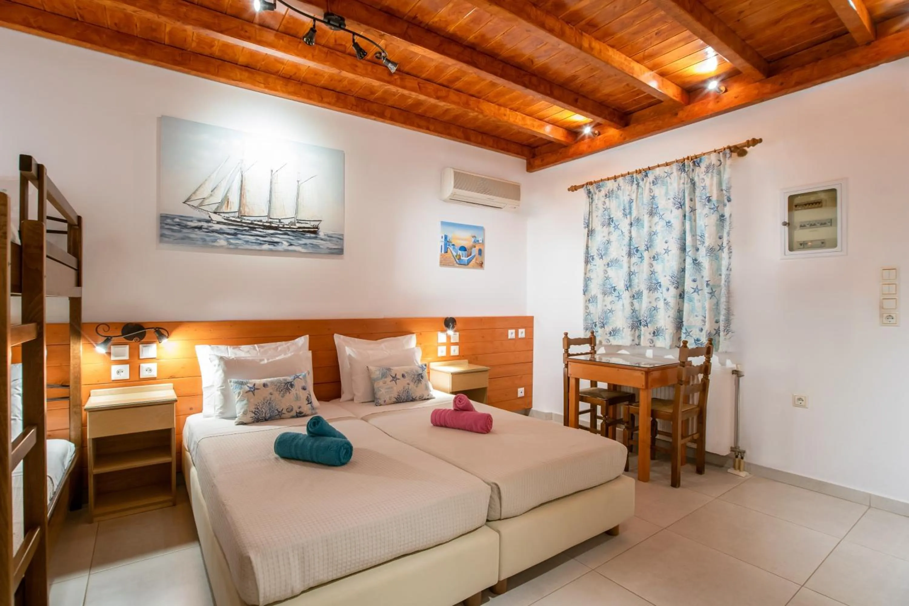 Bedroom, Bed in Kontaratos Studios & Apartments