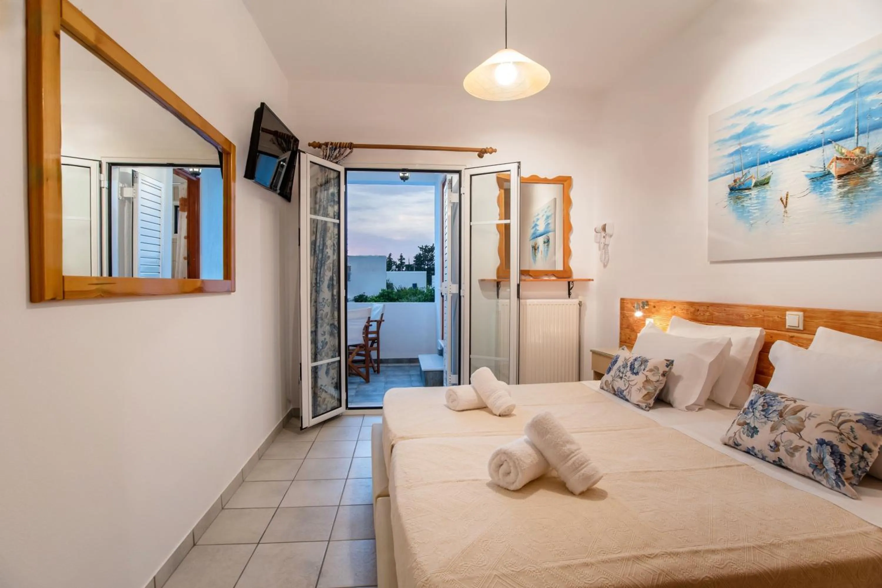 Bedroom, Bed in Kontaratos Studios & Apartments