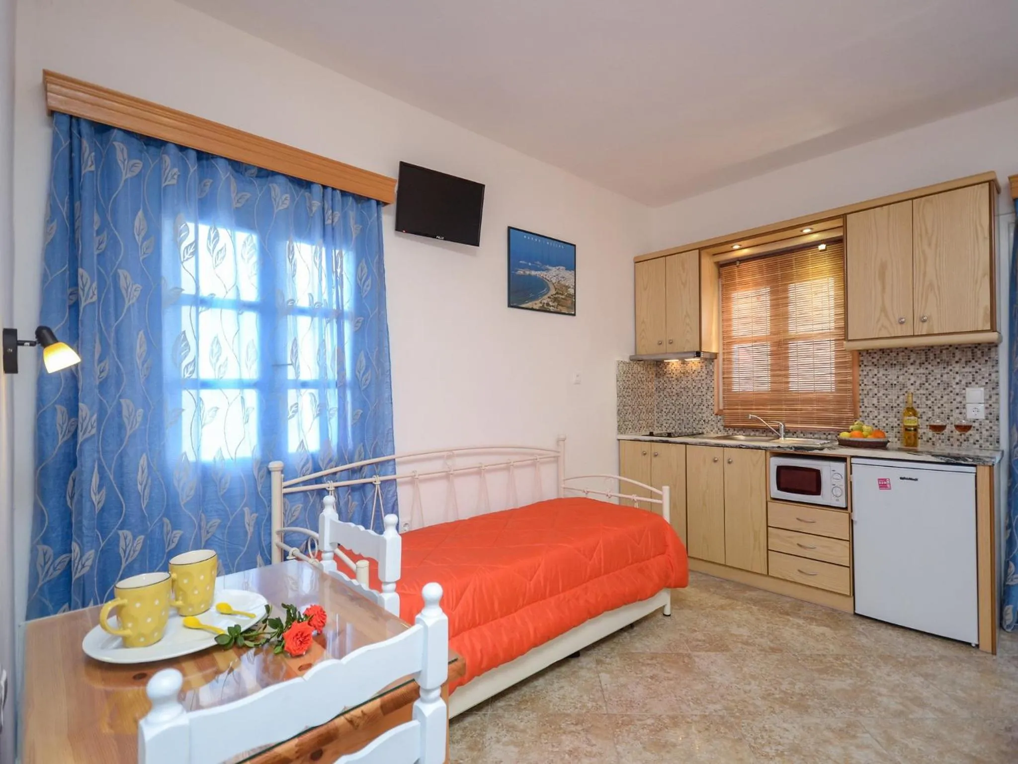 Kitchen or kitchenette, Bed in Sofia Studios