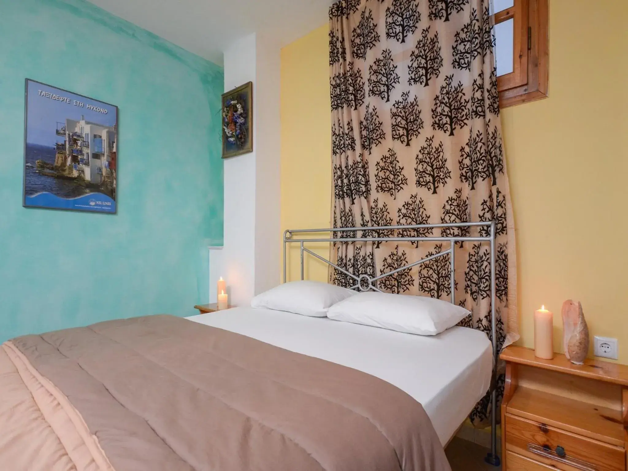 Two-Bedroom Apartment with Garden View in Sofia Studios Two-Bedroom Apartment with Garden View in Sofia Studios