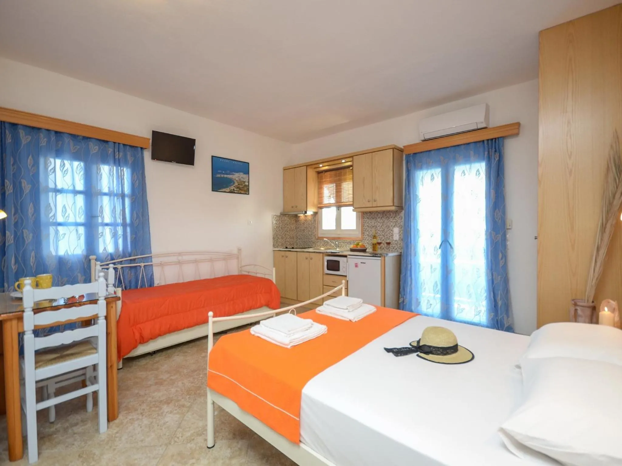 Bed in Sofia Studios