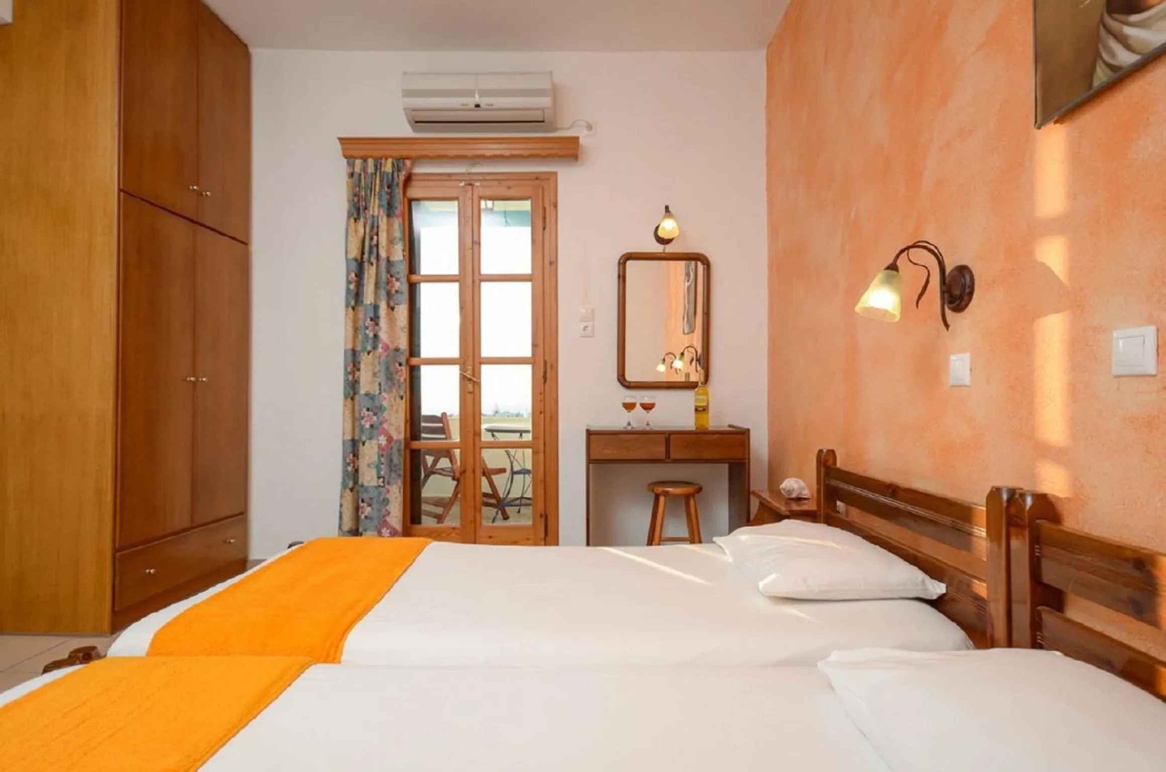Bedroom, Bed in Sofia Studios