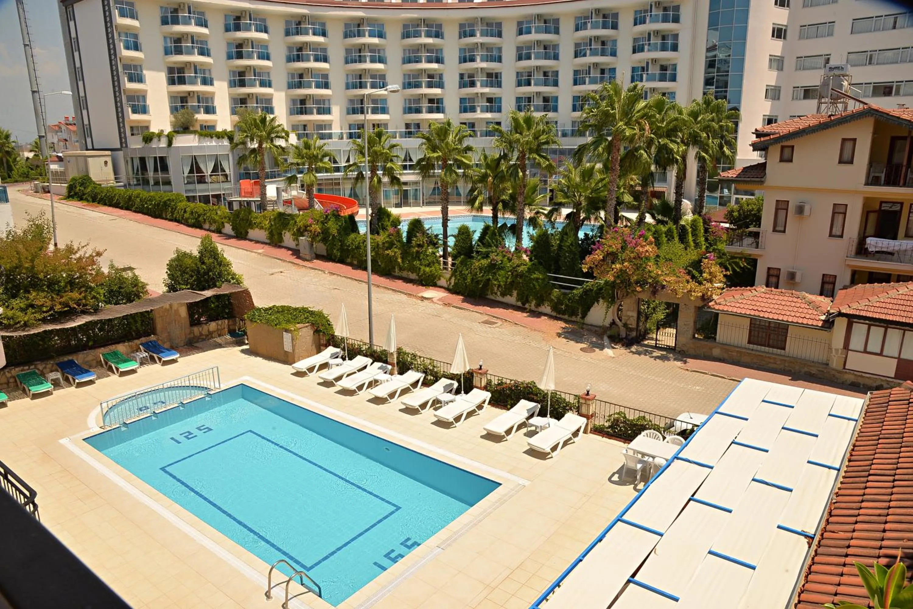 Swimming pool in Kaya Apart Hotel Side