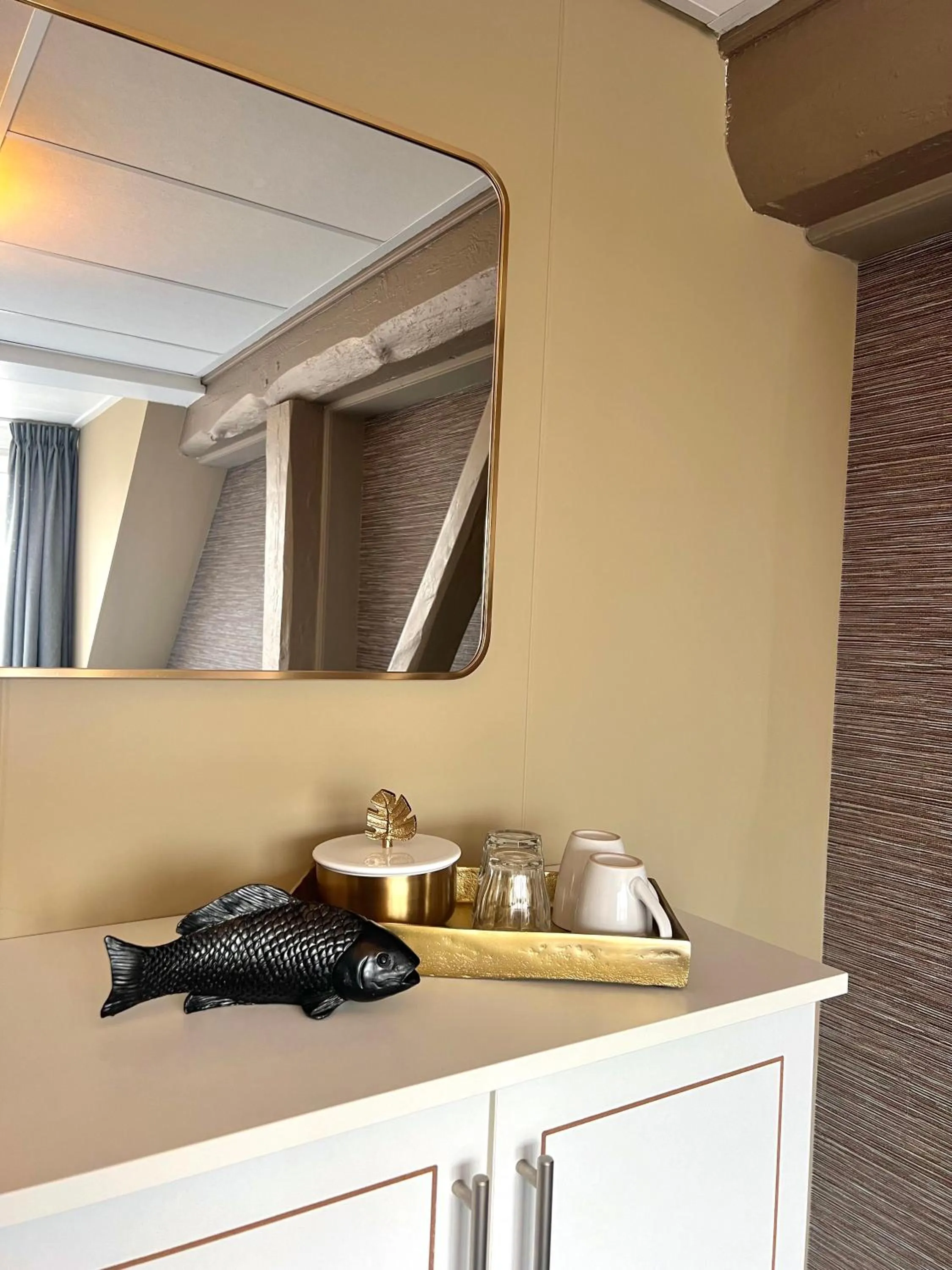 Coffee/tea facilities in Bed and Breakfast De Zeehoeve