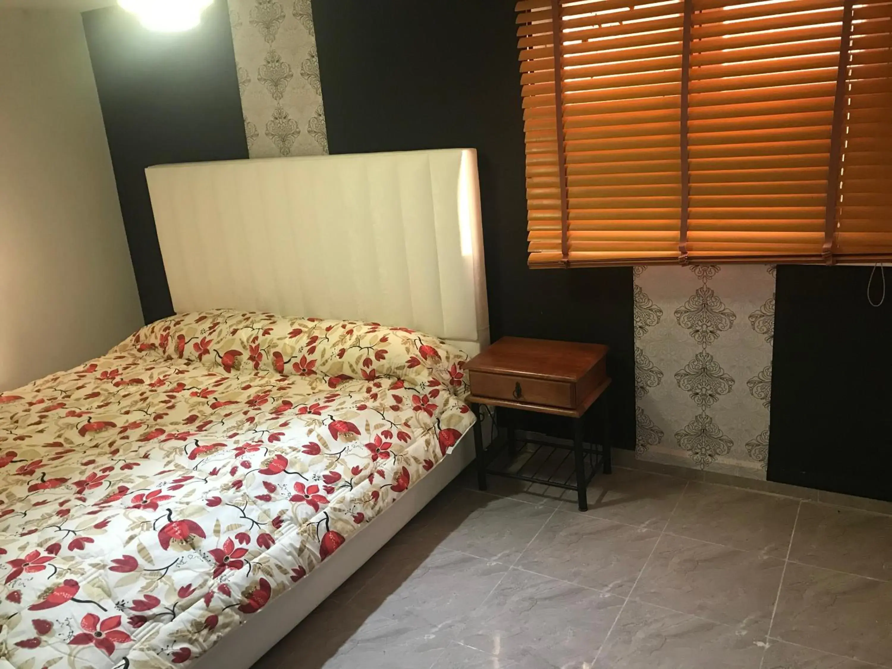 Suite with Sea View in Too Many Suites Suite with Sea View in Too Many Suites