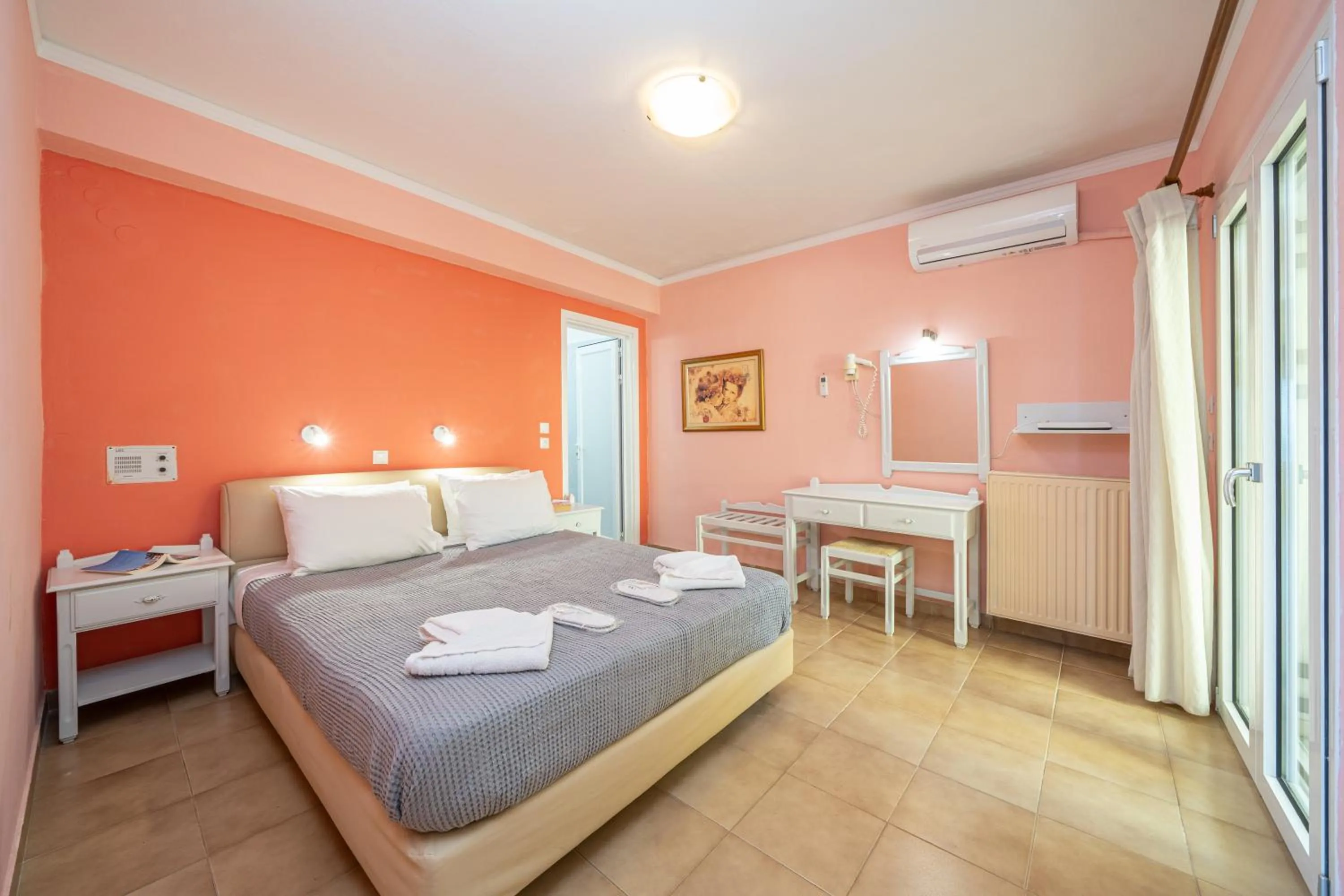 Bed in Stella Hotel Apartments