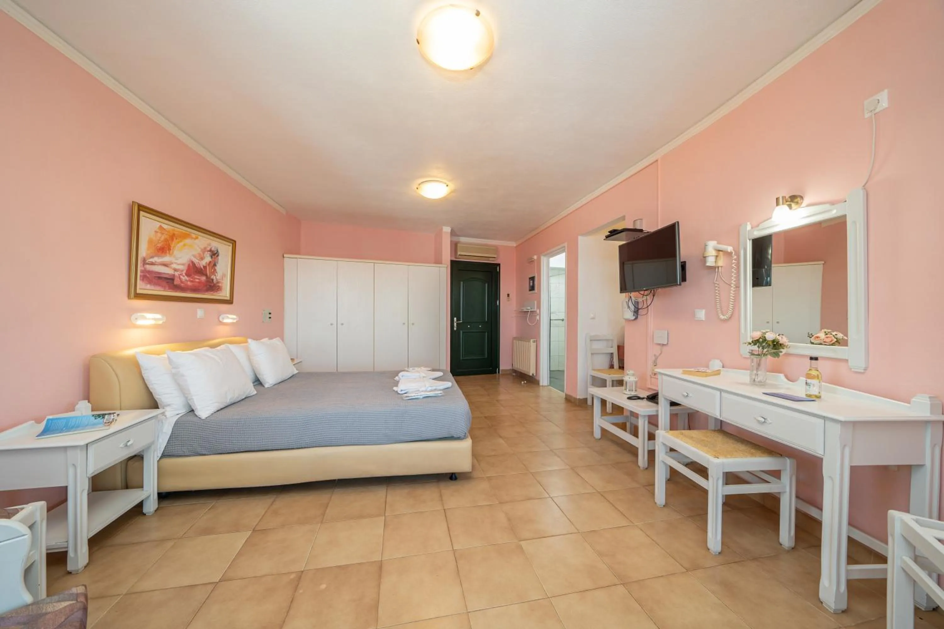 TV and multimedia, Bed in Stella Hotel Apartments