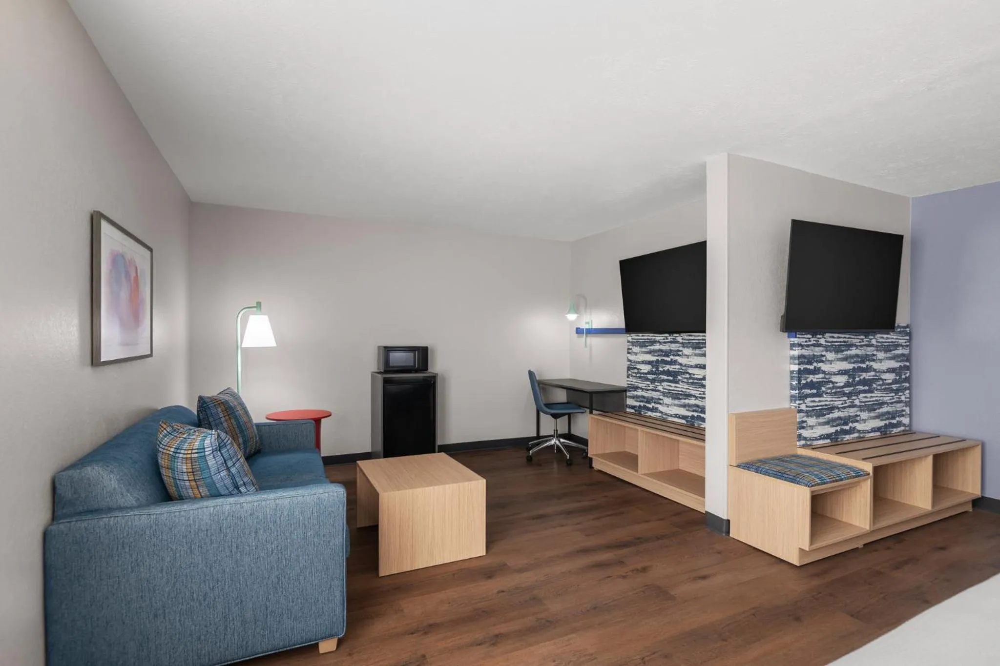 Photo of the whole room in Garner Hotel Paducah West