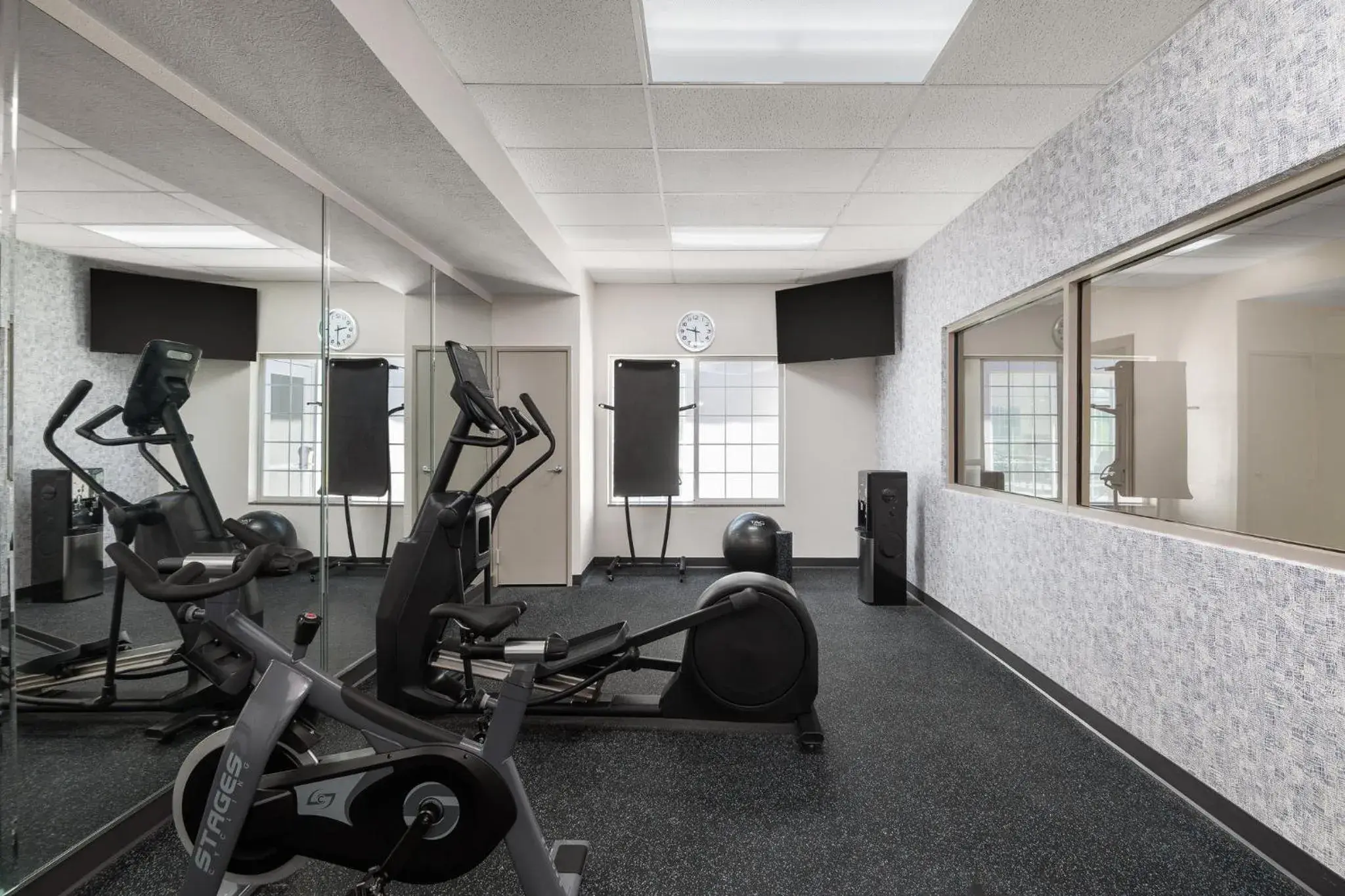 Fitness centre/facilities in Garner Hotel Paducah West Fitness centre/facilities in Garner Hotel Paducah West