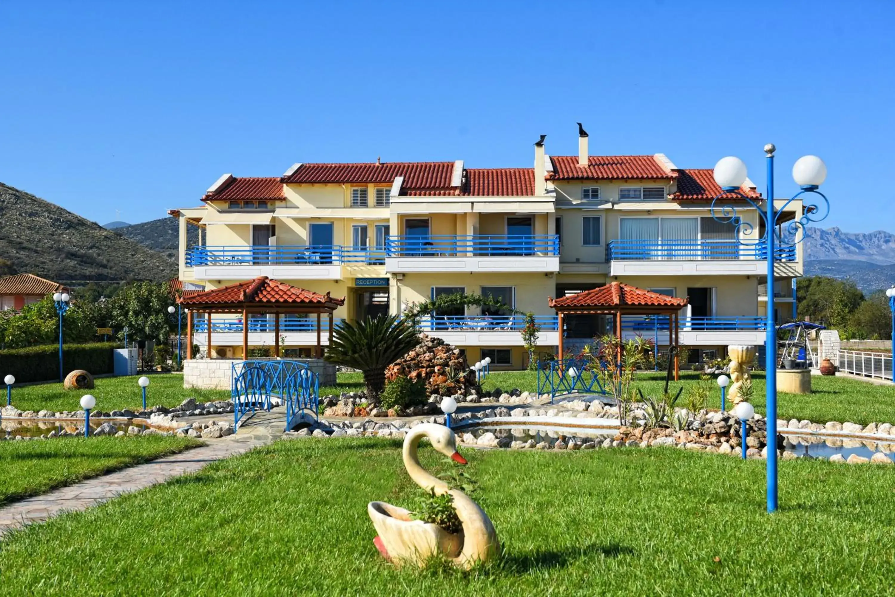 Akrogiali Akrogiali