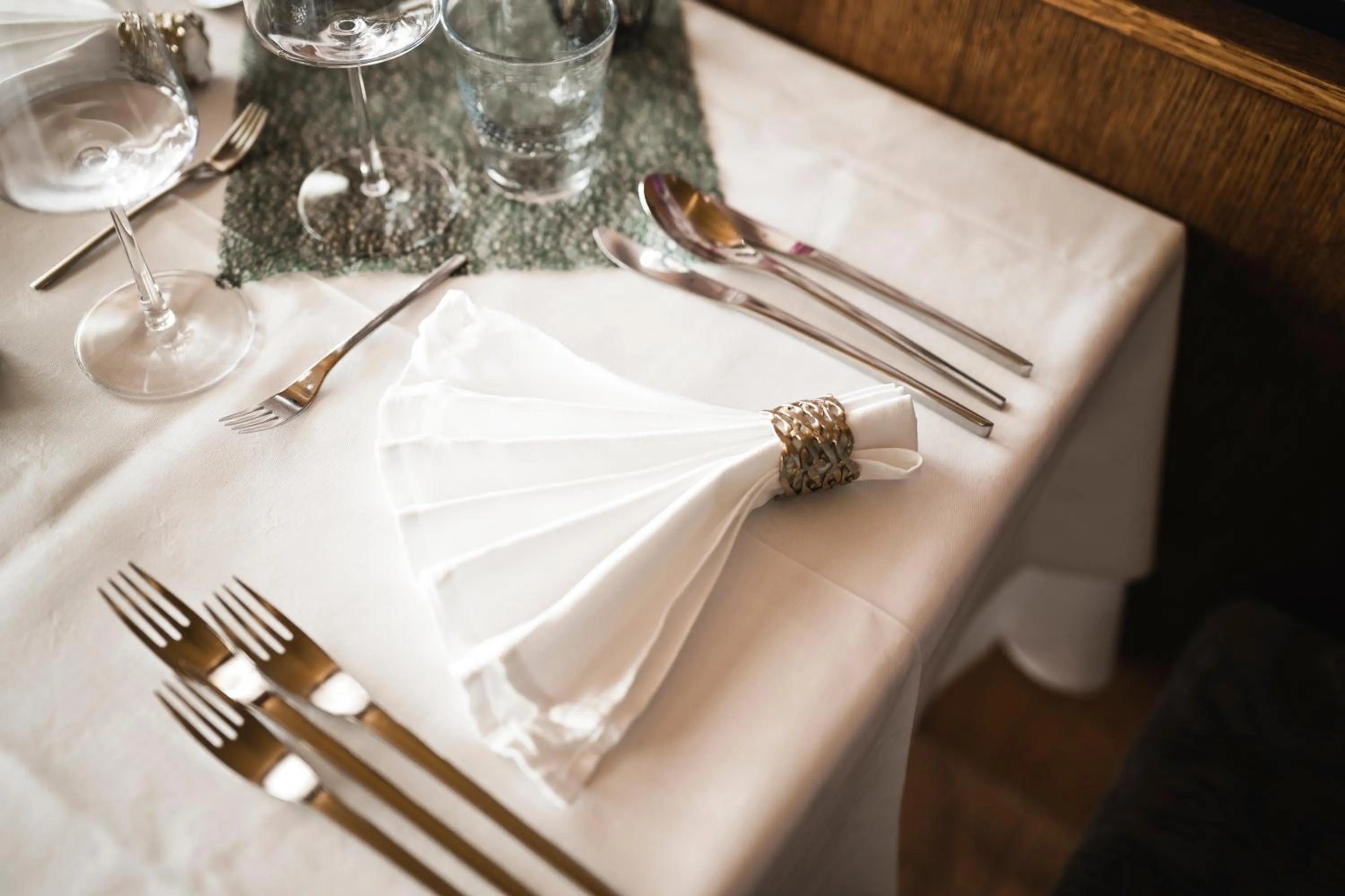 Restaurant/places to eat in Hotel Pider