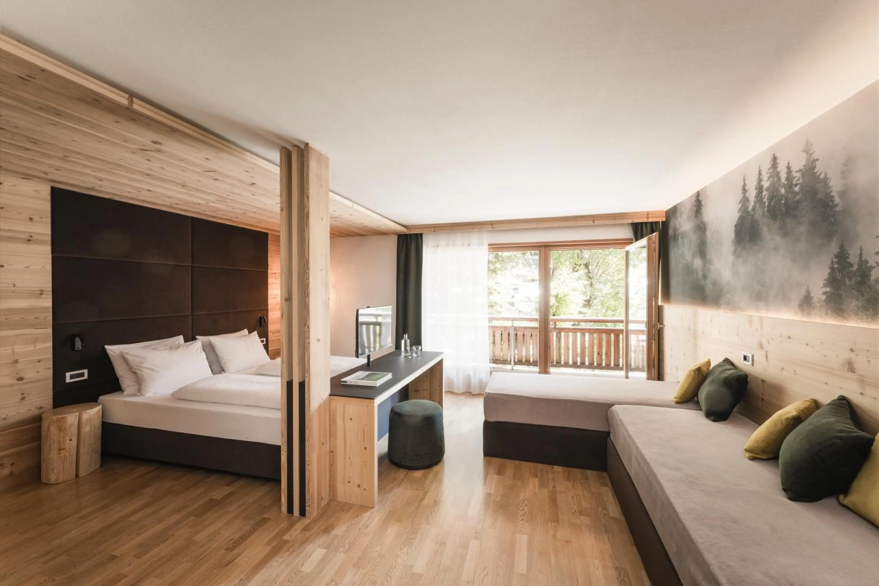 Photo of the whole room, Bed in Hotel Pider