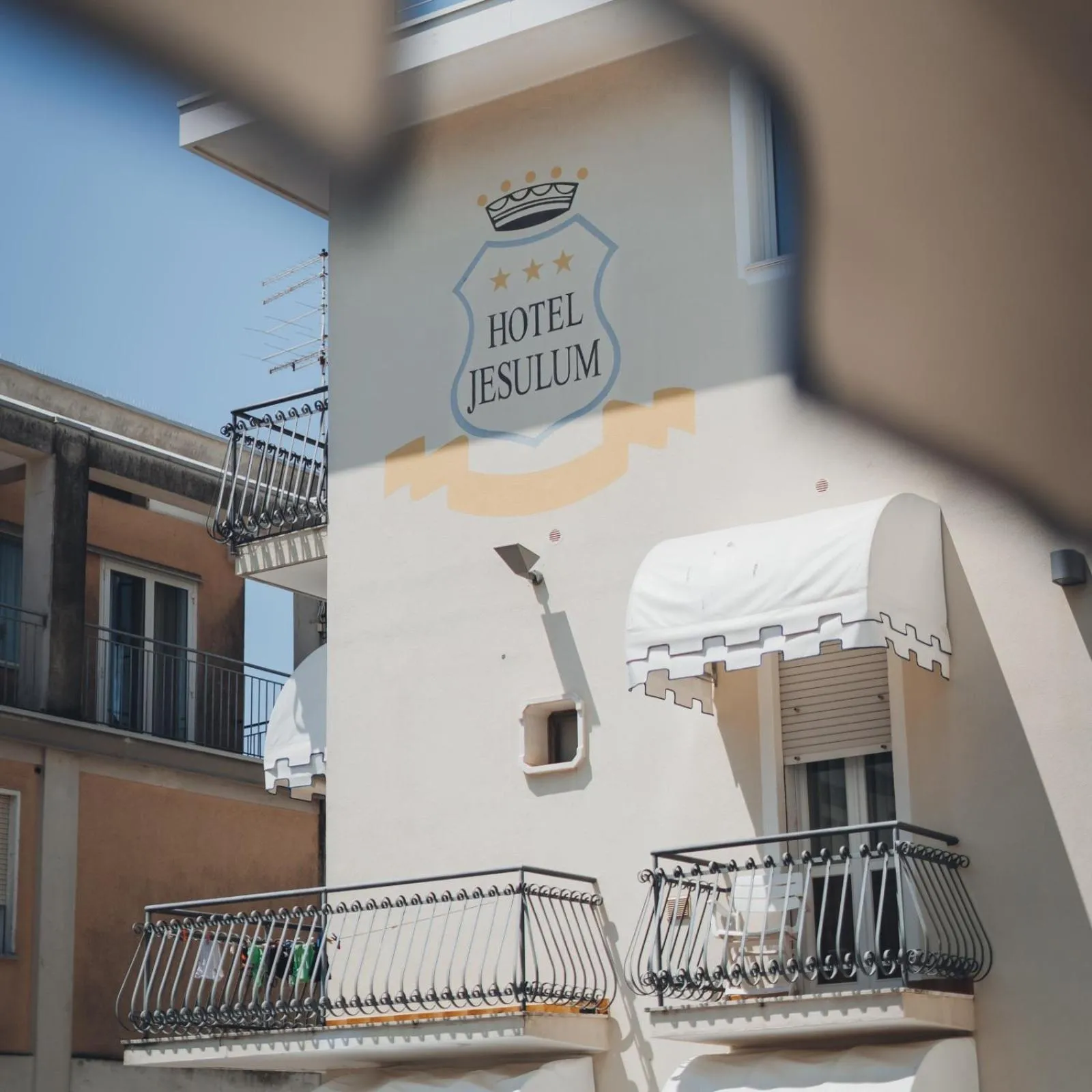 Property building in Hotel Jesulum