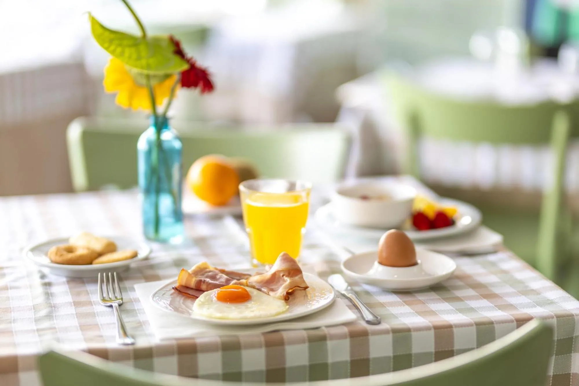 Breakfast in Hotel Jesulum