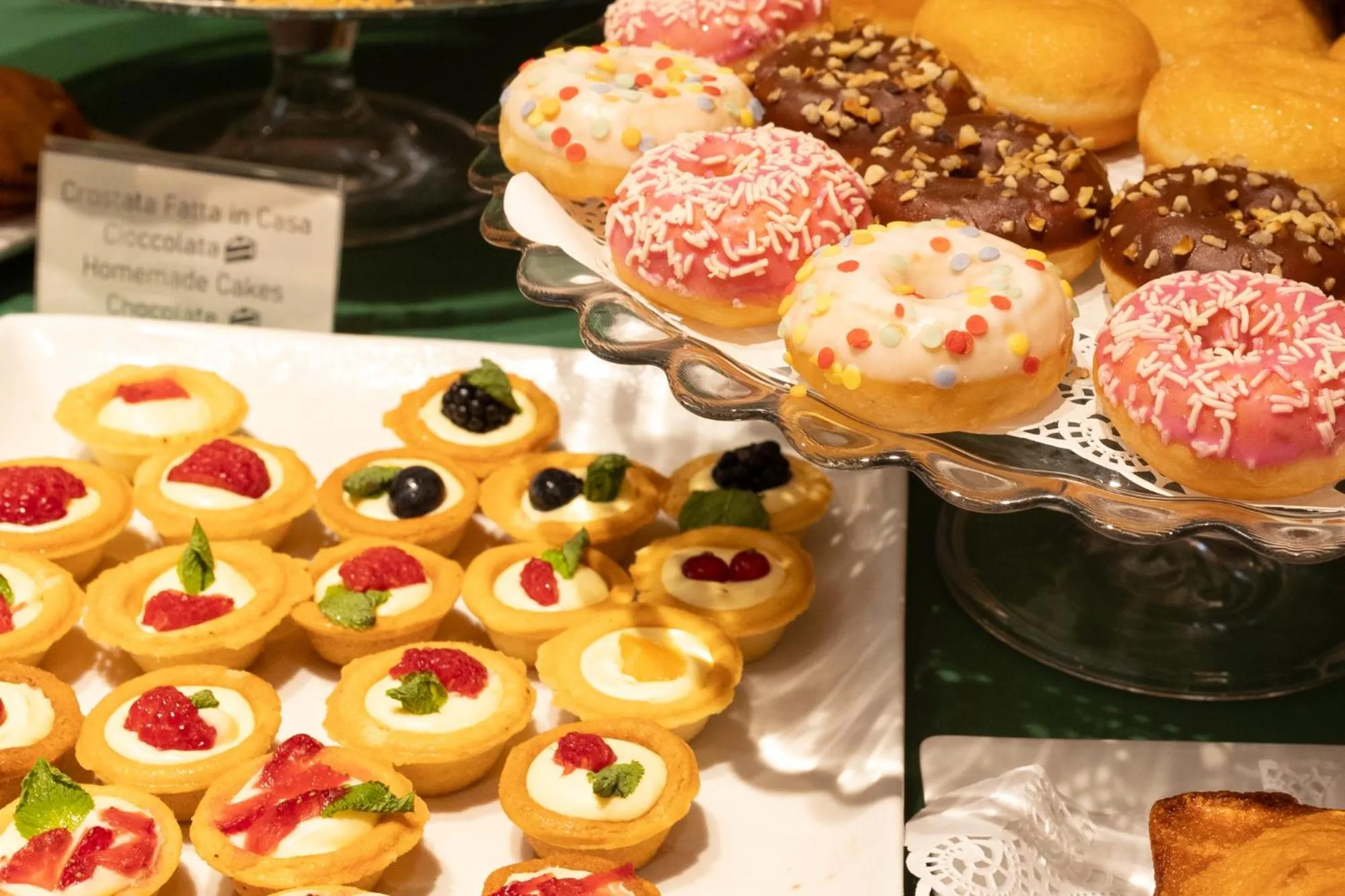 Breakfast in Hotel Jesulum