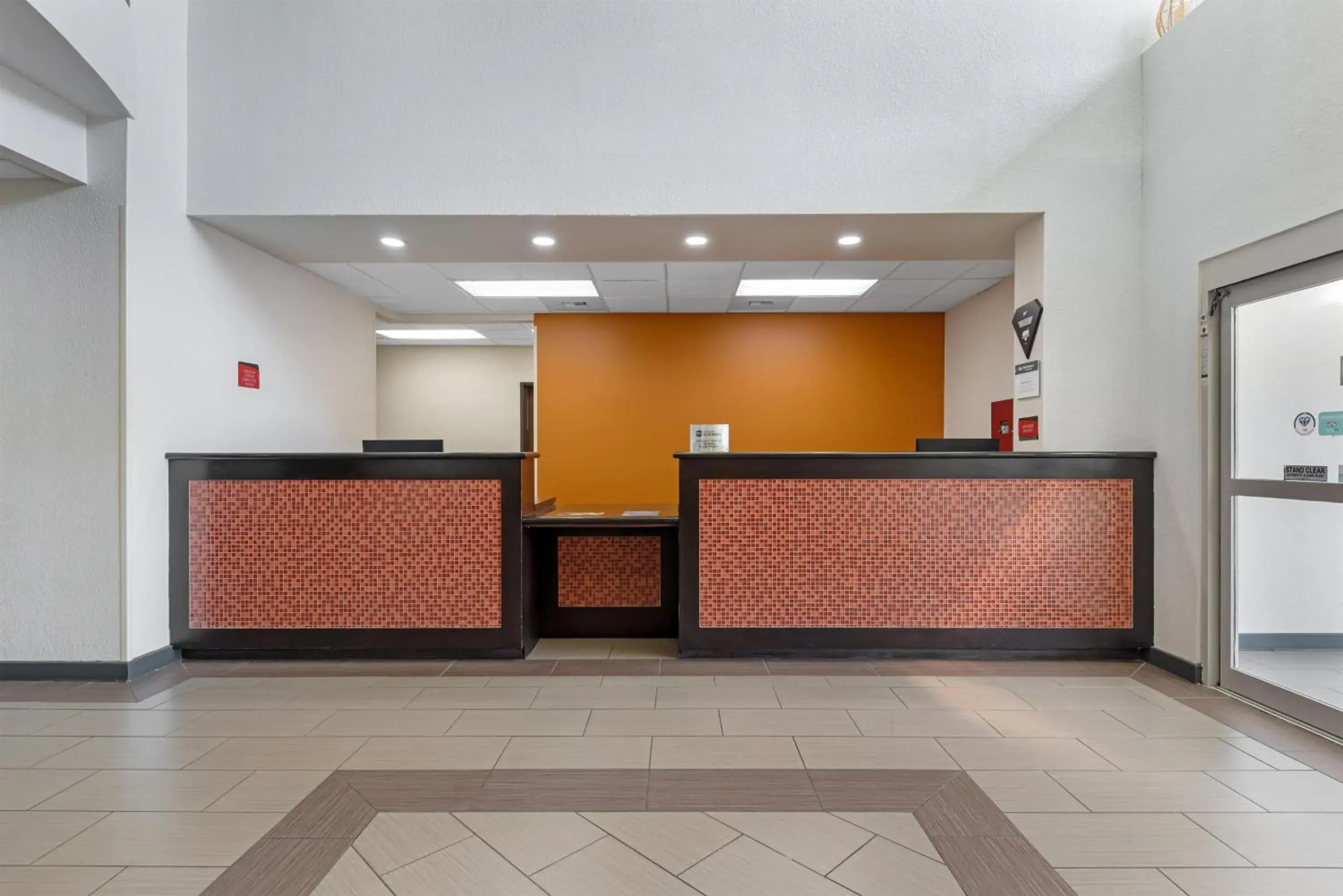 Lobby or reception in Best Western Plus Austin Airport Inn & Suites Lobby or reception in Best Western Plus Austin Airport Inn & Suites