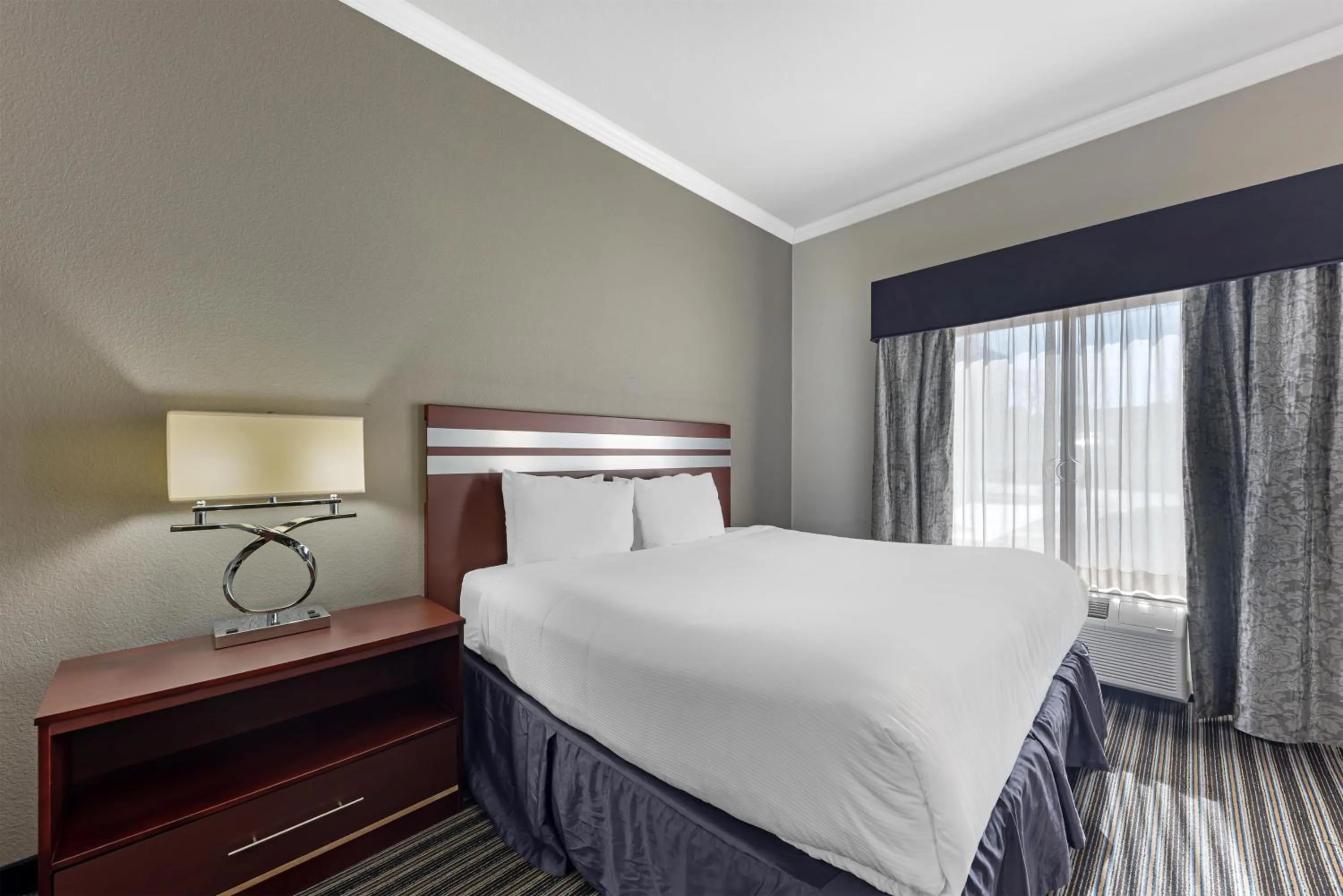 Bedroom, Bed in Best Western Plus Austin Airport Inn & Suites