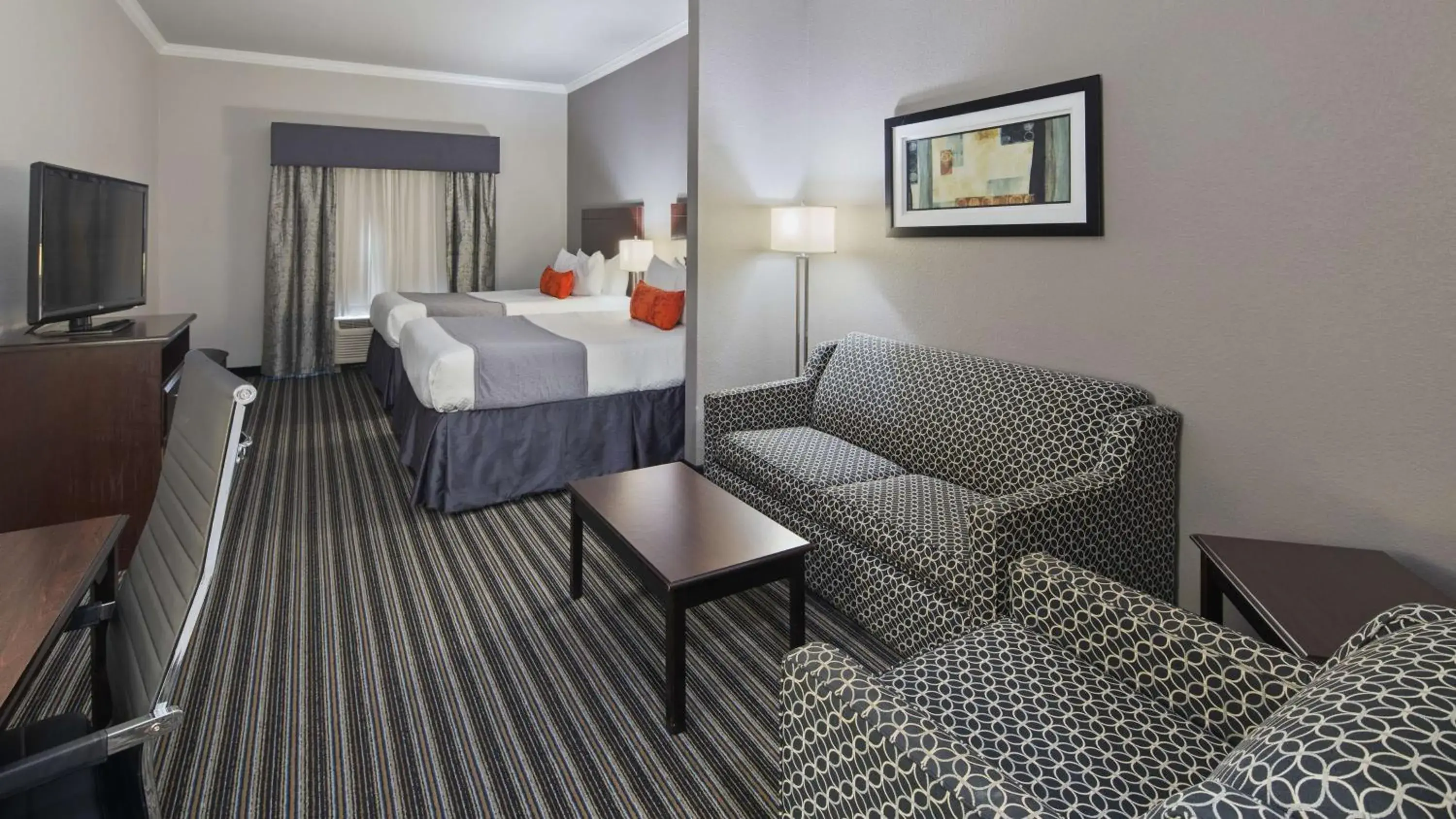 Photo of the whole room, Bed in Best Western Plus Austin Airport Inn & Suites Photo of the whole room, Bed in Best Western Plus Austin Airport Inn & Suites