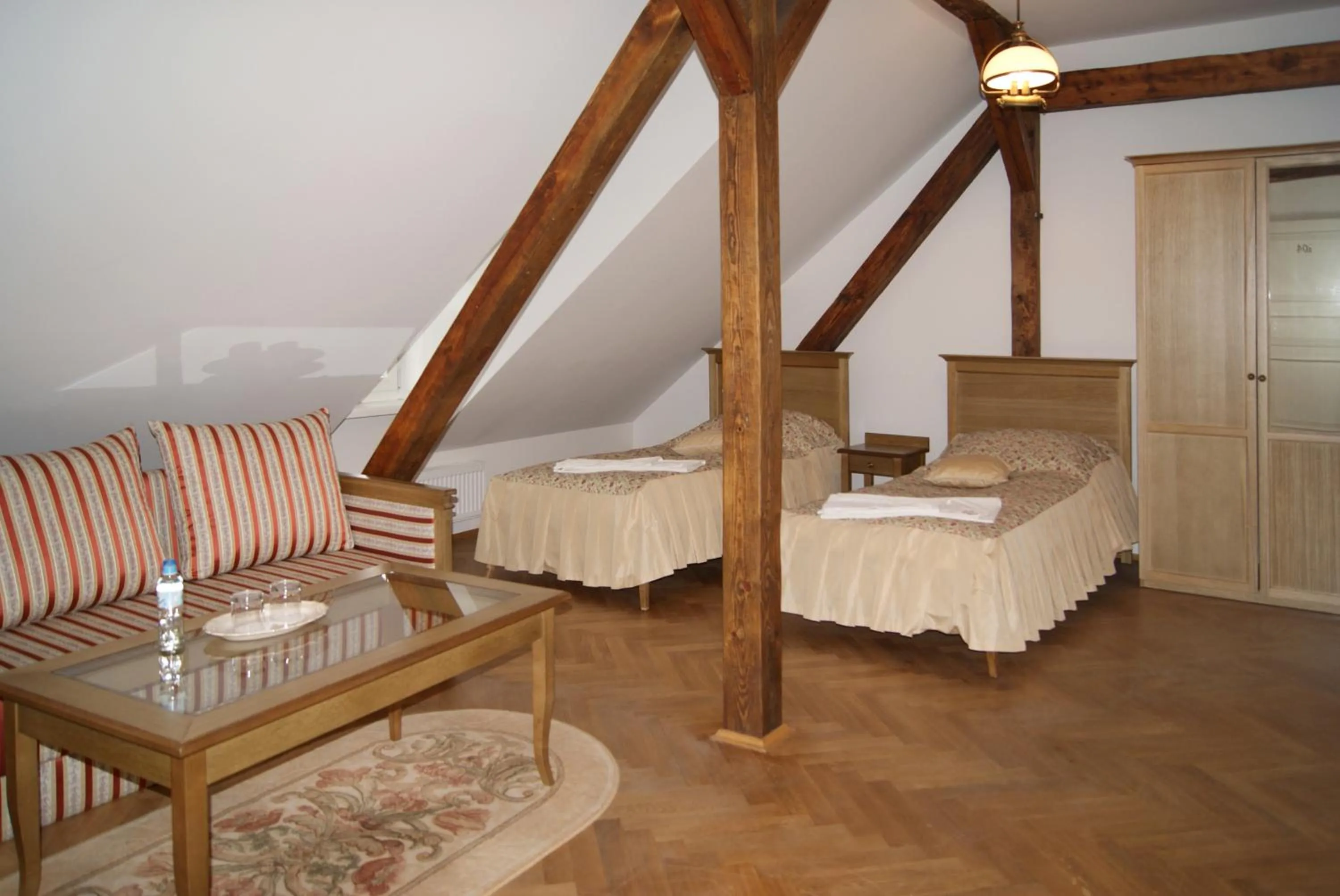 Bed in Pałac Łochów