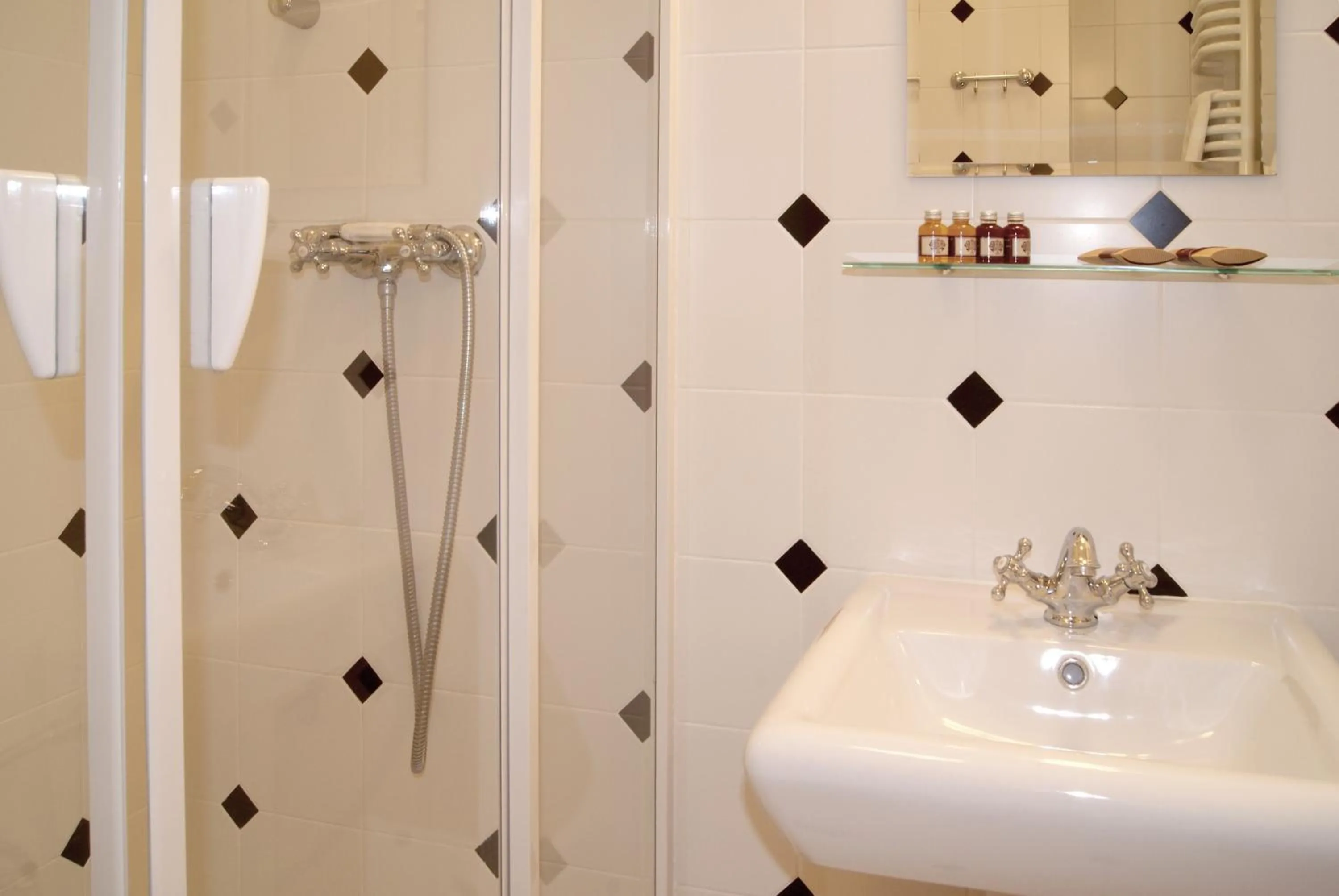 Bathroom in Pałac Łochów