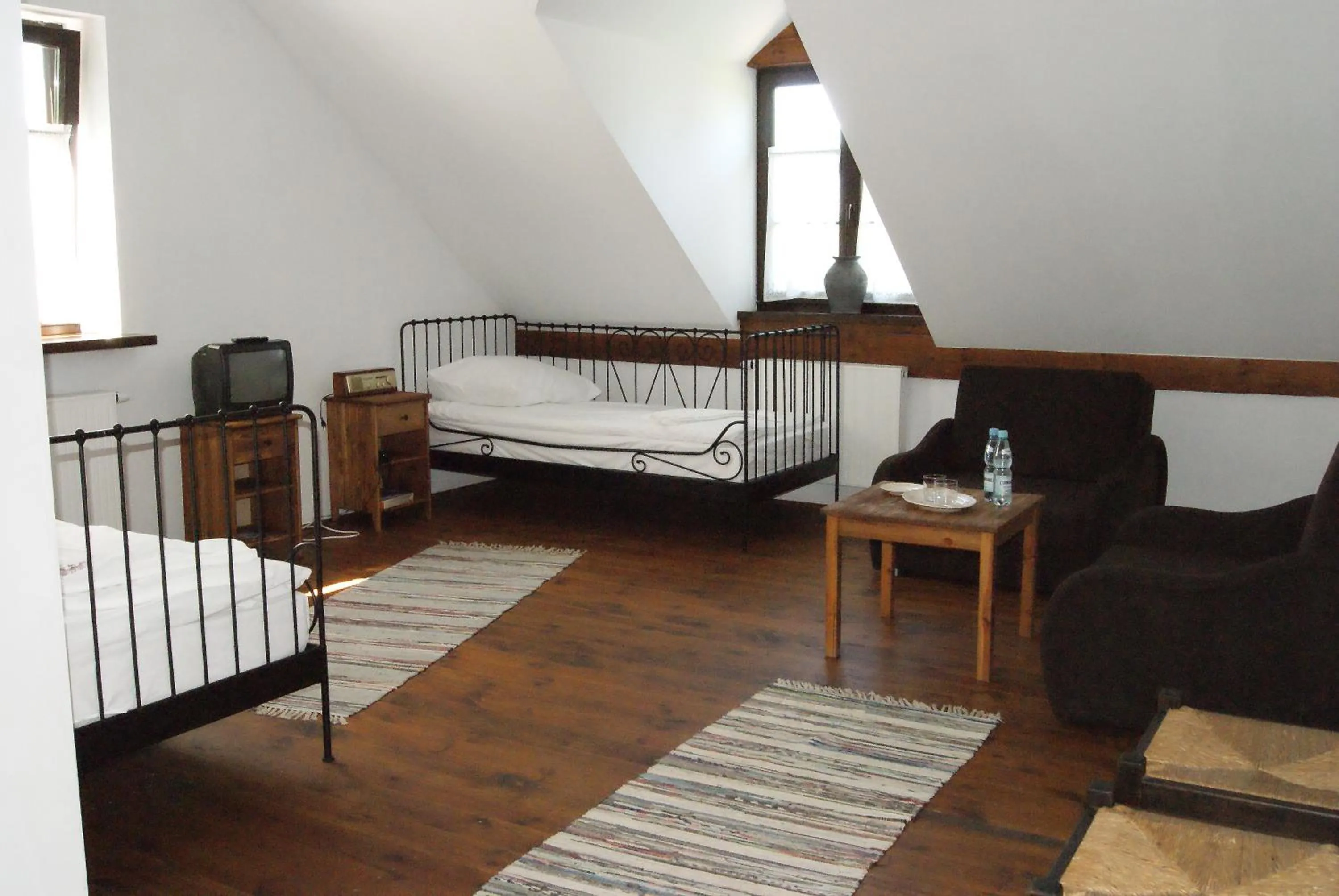 Bed in Pałac Łochów