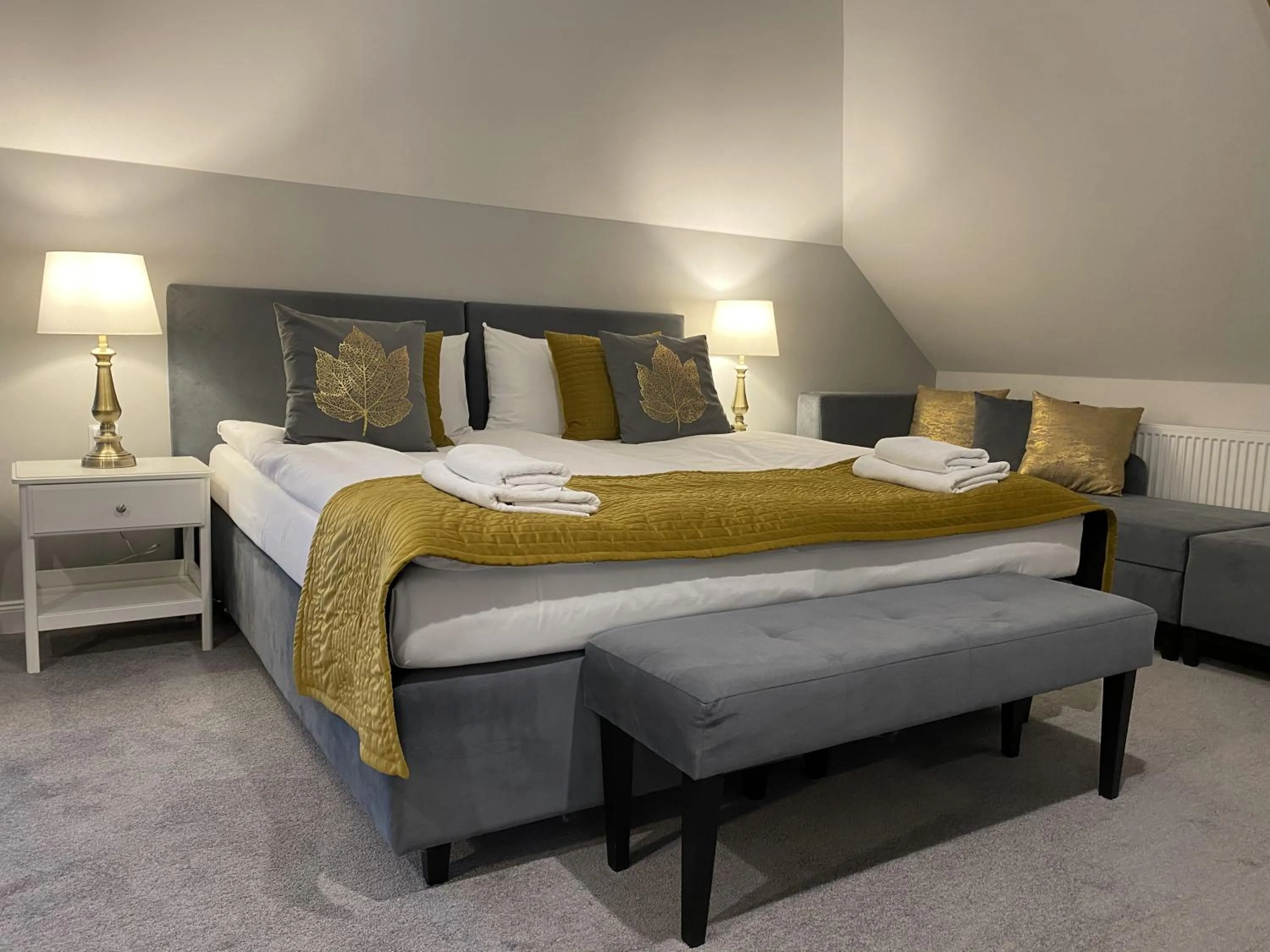 Bed in Pałac Łochów