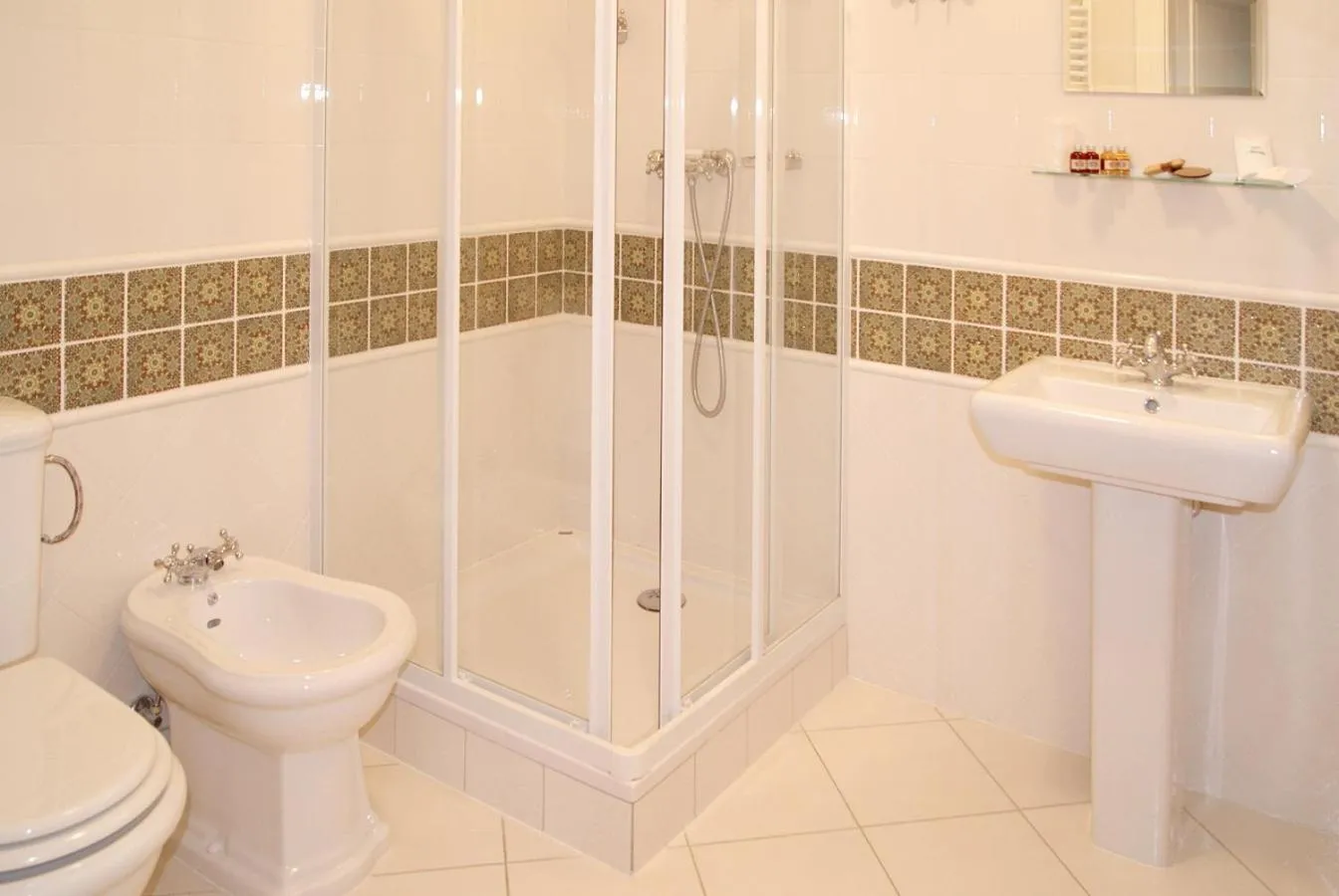 Bathroom in Pałac Łochów
